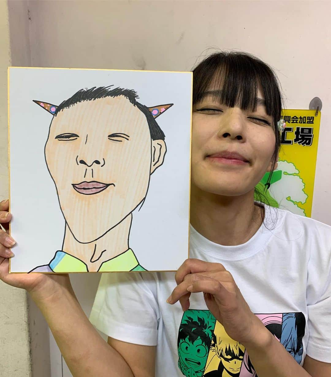 kento fukayaさんのインスタグラム写真 - (kento fukayaInstagram)「もみちゃん☆ズさん  #さえない似顔絵 #似顔絵 #イラスト #お笑い #芸人 #よしもと漫才劇場 #もみちゃん☆ズ さん #小旅行でカタツムリを #逃がしてあげるから連れてったのに #逃すの忘れてまた家に持って帰ってた #ゆるふわ系クレイジーガール #ちなみに人狼ゲーム最強 #kentofukaya」10月8日 19時20分 - kento1989