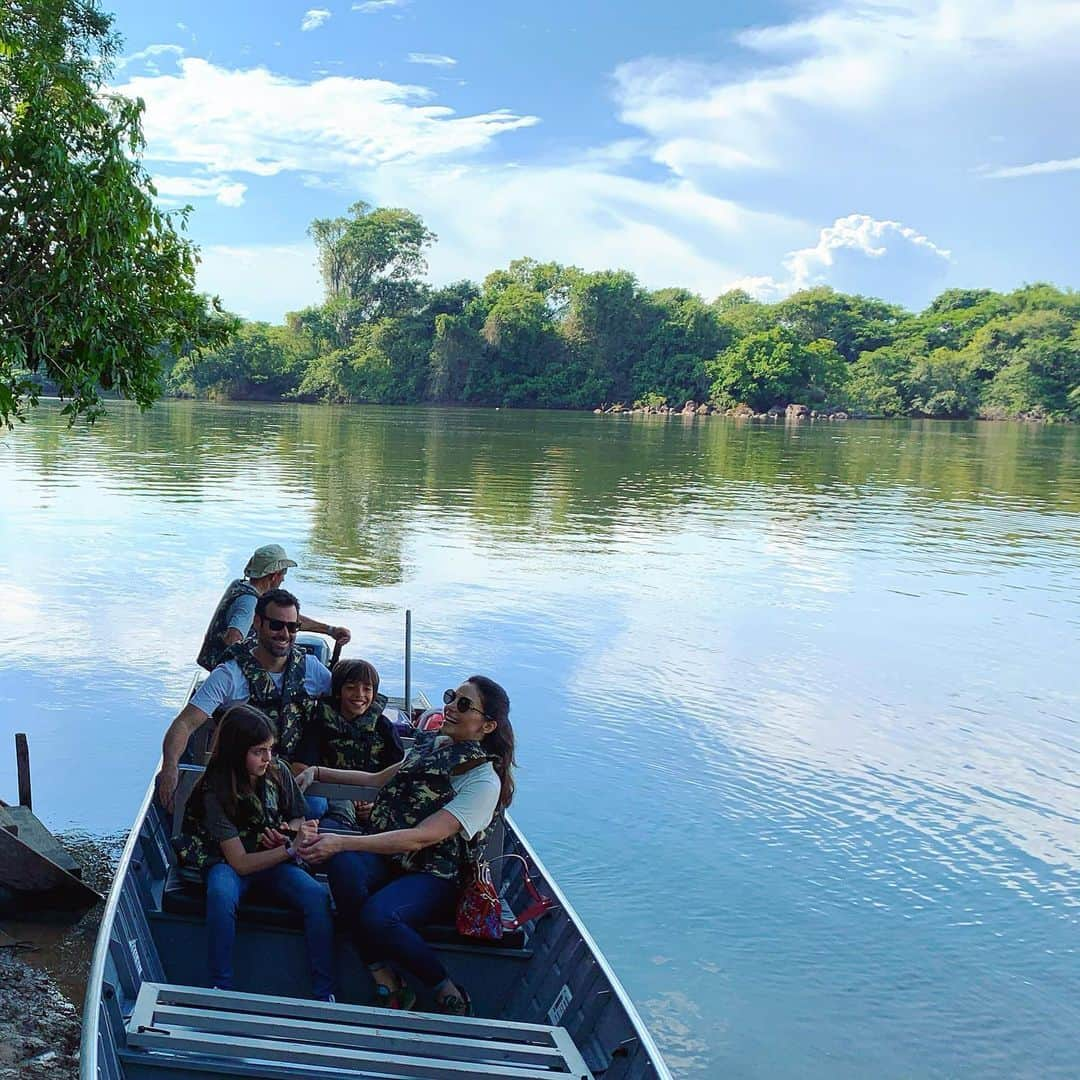 カロリーネ・セリコさんのインスタグラム写真 - (カロリーネ・セリコInstagram)「Semana do Saco Cheio  Aventureiros 🛶 #CaCelicoViagem @cristalinolodge  #cristalinolodge」10月8日 19時34分 - cacelico