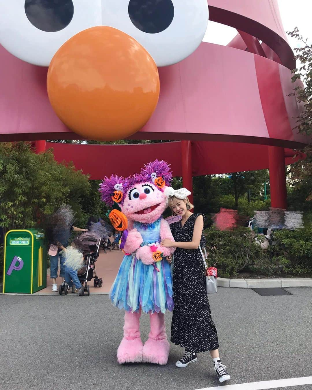 夏焼雅さんのインスタグラム写真 - (夏焼雅Instagram)「可愛い子ちゃんと💕 #usj #アビーカダビー #abbycadabby」10月8日 19時46分 - miyaaa0825