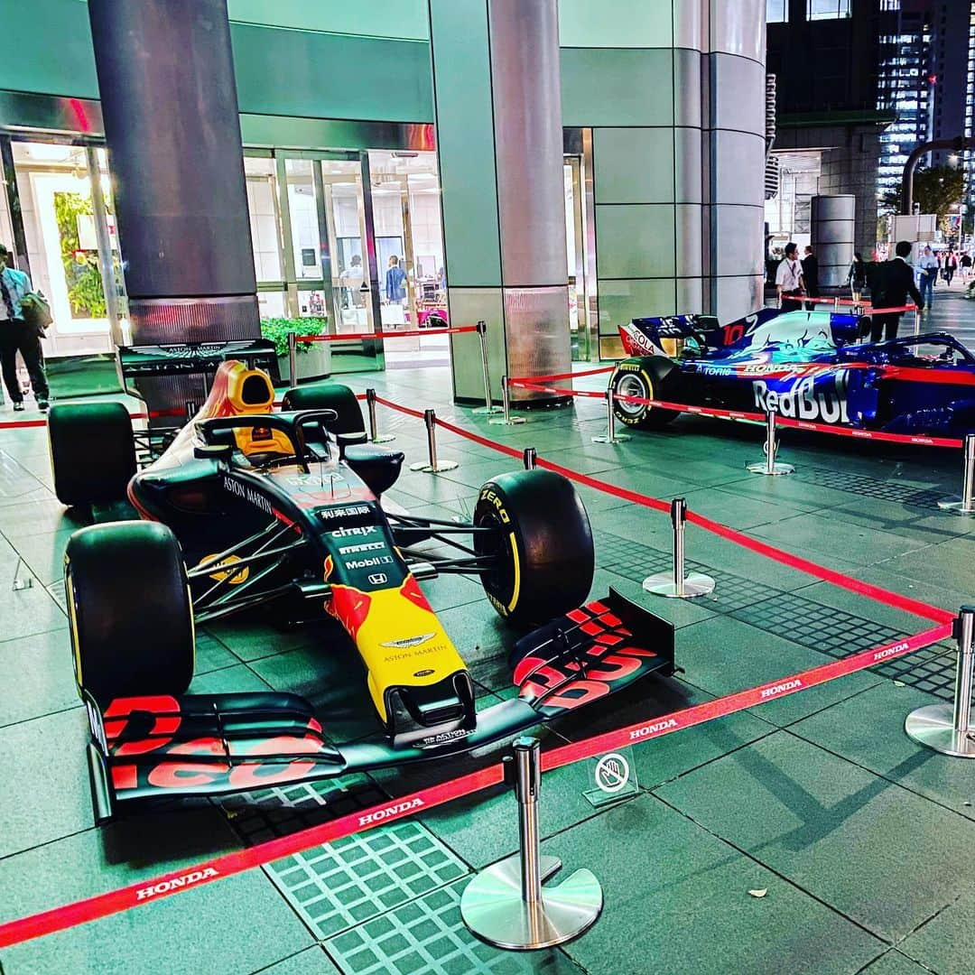 Saschaさんのインスタグラム写真 - (SaschaInstagram)「ホンダ #F1 FAN Meeting 2019の司会でした！今回もとても盛りあがりました！今週末の台風は心配ですが、活躍が楽しみです！お越しいただいたみなさん、ネット中継でご覧いただいた皆様ありがとうございました！」10月8日 20時14分 - sascha348