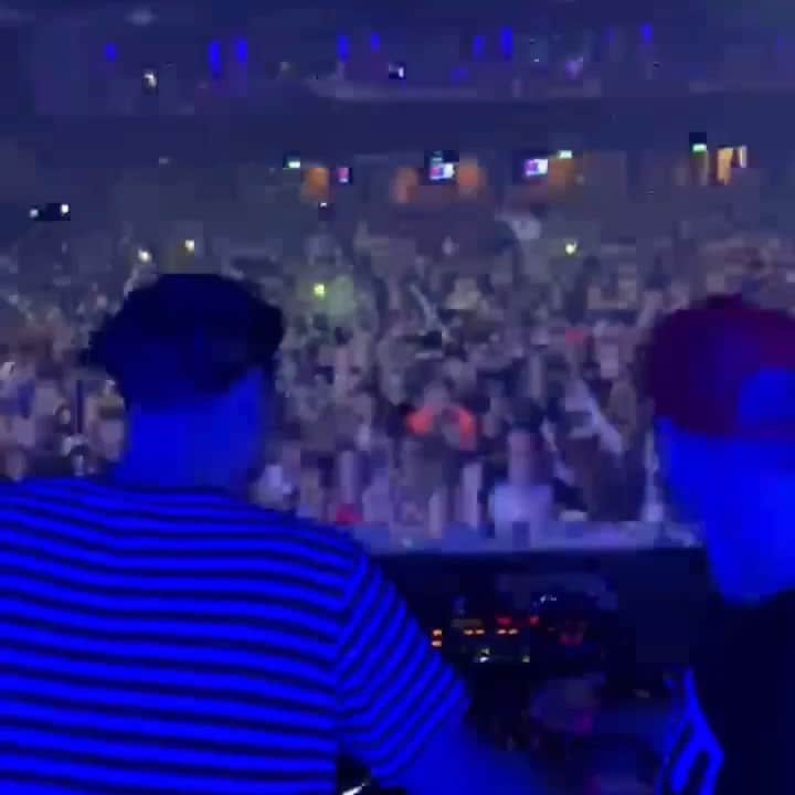 Waze & Odysseyのインスタグラム：「Brand new one from us coming soon on @nothingelsemattersuk with our mates @alexmetricmusic & @1russoul  This record started life in 2016 in Chicago after a festival and here we are now  Here’s us dropping it the other week @whp_mcr @o2vicwarehousemanc」