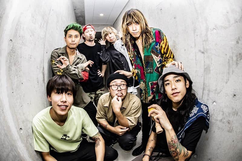 藤原広明のインスタグラム：「『都会のラクダ Tour 2019〜今すぐお届け！本格、ラクダチェリーパイ！〜』 熊本B.9 V1 w）ENTH  ENTH、そして熊本のあなたにびっくらぶっ！！🦍🦍🦍🦍 photo by @cazrowAoki」