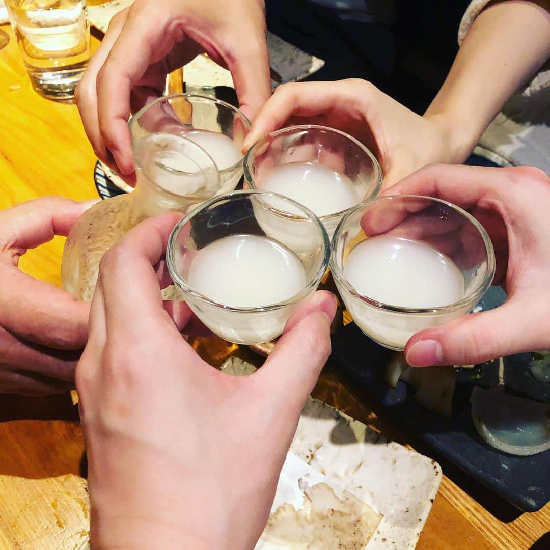 木村良平さんのインスタグラム写真 - (木村良平Instagram)「久しぶりのクロムクロ会！ 今回は飲み助少人数の会になりました！阿座上ありがとうよ！ #クロムクロ」10月8日 23時43分 - ryouhey_drunk