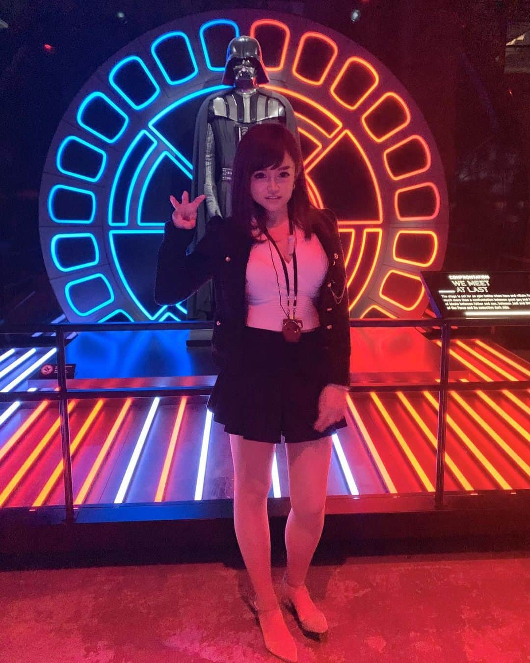 のインスタグラム：「Do or do not, there is no try.  DONUTS 🍩 Late upload from Star Wars Museum in Tokyo 😁 スターウォーズファンの方✌🏻 #スターウォーズ #starwars #starwarsmuseum」