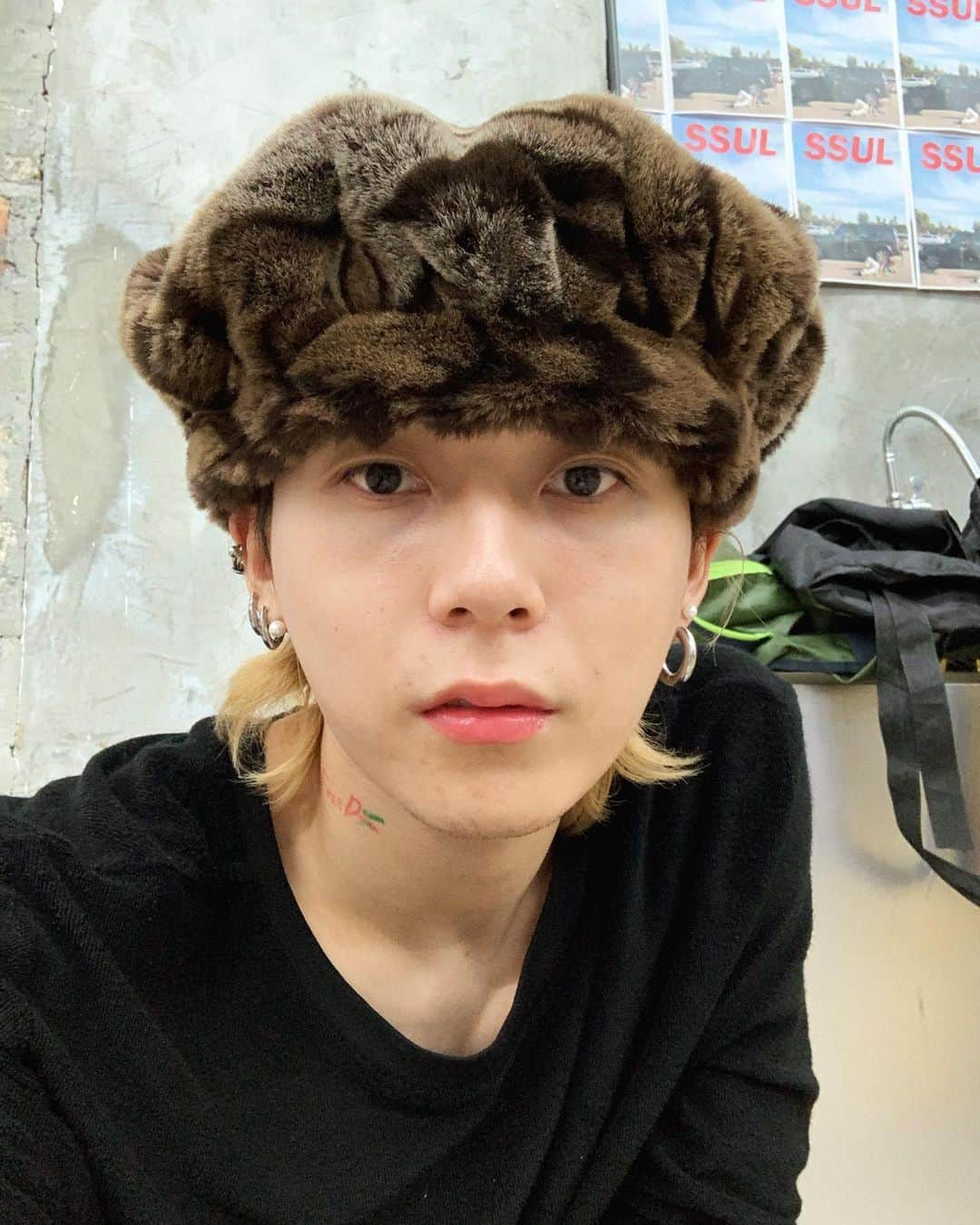 イドンさんのインスタグラム写真 - (イドンInstagram)10月9日 0時17分 - hyojong_1994