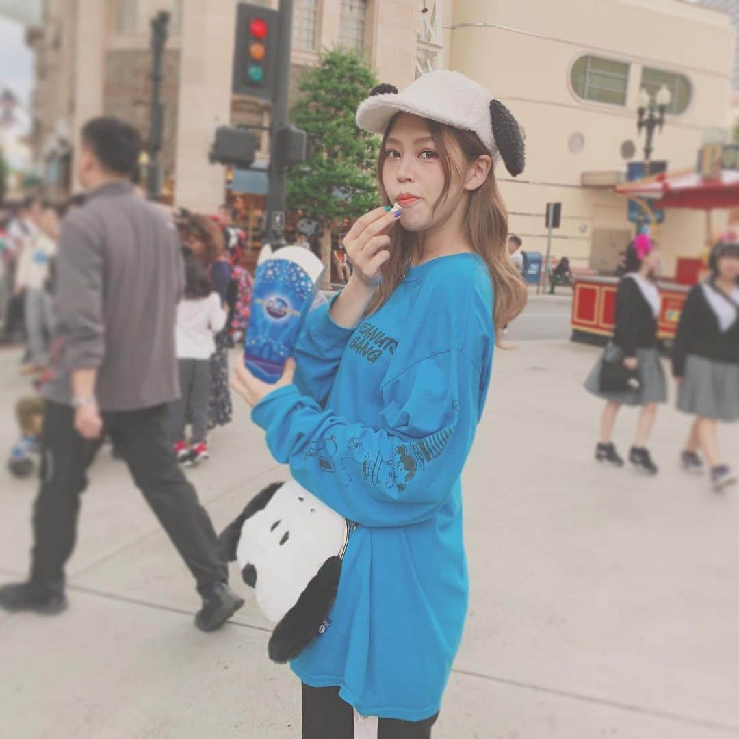 吉岡久美子さんのインスタグラム写真 - (吉岡久美子Instagram)「今日はユニバいった！ ハロウィンのやつ全制覇した！ ホラー大好き☺️👏 塩ポップコーンうまし！ またパークの写真更新するっ！ 今日は遊びすぎてくたくた！ 、 、 #ユニバ #ユニバーサルスタジオジャパン  #ハロウィン #ユニバハロウィン #ユニバコーデ #年パス持ち #ゾンビ  #エルモ #スヌーピー #キティちゃん  #ミニオン #サンリオ #ラタタダンス  #つぼみ大革命 #つぼみ #吉本 #よしもと #アイドル #idol #大阪  #ライブ #instagood #いいね #フォロー #ふぉろーみー #フォローミー #フォロー希望 #ラタタ」10月9日 1時03分 - kuunyaaan