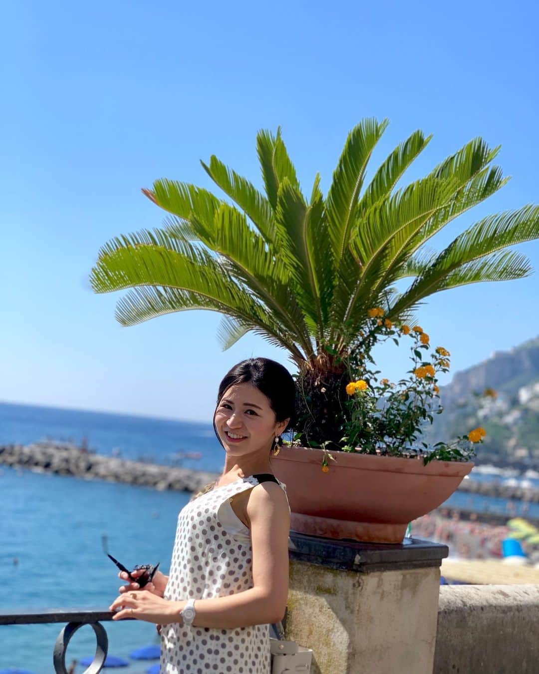 吉村優さんのインスタグラム写真 - (吉村優Instagram)「夏🇮🇹続き * キラキラの海に癒される🥺😍 * #italia #italy #amalficoast #amalfi #sky #ocean  #夏休み #イタリア #備忘録」10月9日 2時09分 - yuyoshimura87