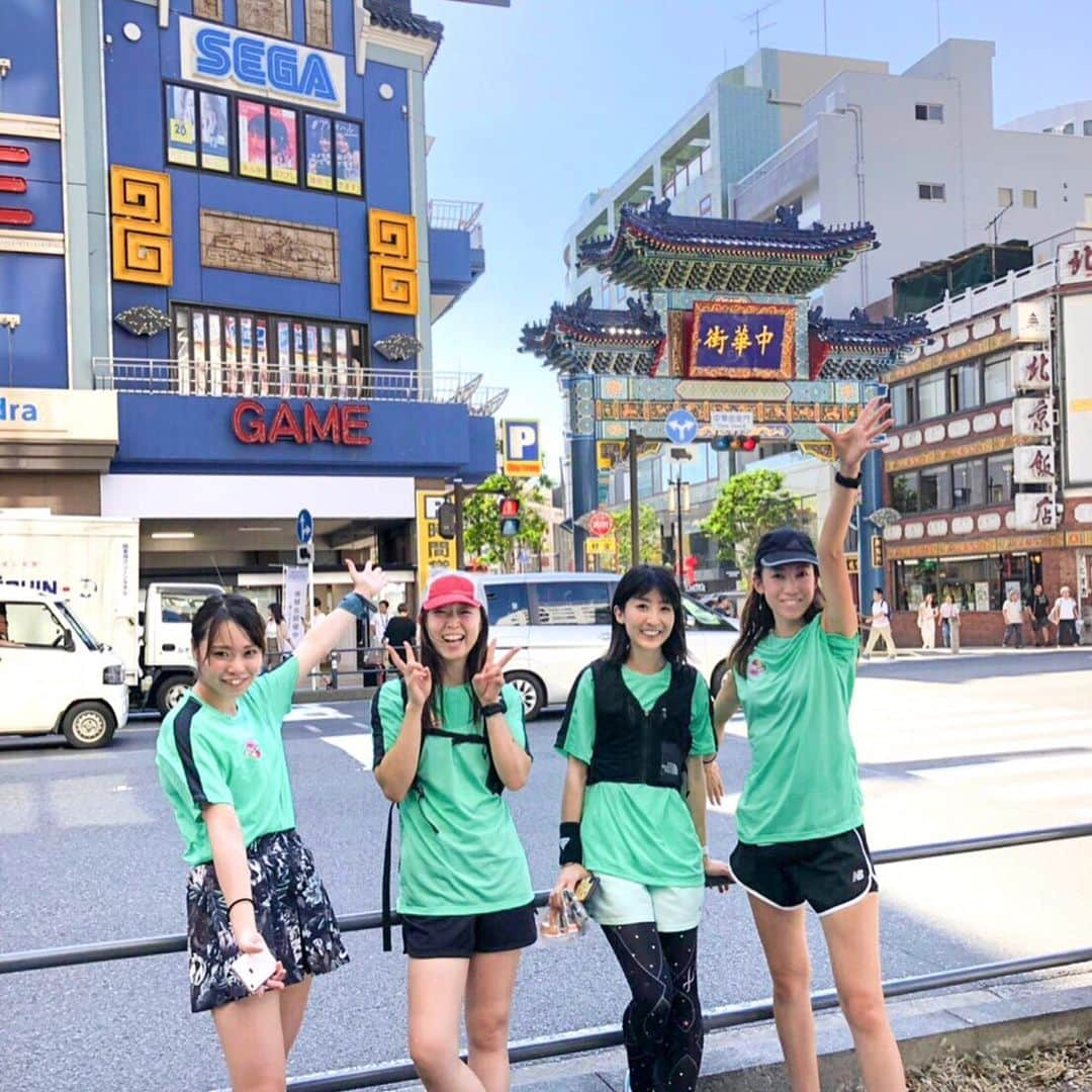 土屋香織さんのインスタグラム写真 - (土屋香織Instagram)「🏃‍♀️. #Rogaining in Yokohama 制限時間5秒前にゴール&なんと優勝🤣 Runkeeper 止め忘れて時間がアレですが笑 多分平均6分半位のペースで走ってたはず👍🏻 . @igrungirls_jp  2チームに分かれて 横浜の名所を巡る #ロゲイニング ✩︎⡱ 制限時間内にマップに書かれた場所を回って それぞれの場所で行きましたよっていう メンバー入りの証拠写真を撮ってくるの。 遠い場所ほどポイントが高くて 合計点数の高いチームが勝ち🏆 . 私達が制限時間内に周れたのは ༶よこはまコスモワールド ༶汽車道 ༶高架下スタジオ ༶黄金スタジオ ༶浦舟水道橋 ༶外交官の家 山手の高級住宅街を抜け ༶エリスマン邸 ༶元町公園 外国人墓地を抜けて ༶朝陽門（青龍門） . 最後ほんっと時間ギリギリになっちゃって 馬車道あたりからクインズスクエアまで 全速力で走ったよー🏃‍♀️まじで頑張った❣️ そしてゴールのドアが開かない😱❗️って 私おっちょこちょい発揮してしまった😂 心拍記録最後191になってました😂 #わちゃラン 楽しすぎ❣️ 打ち上げでふらっと入ったお店も美味しかったし🍻 負けず嫌いで（良い意味でね♡） 頑張り屋さんでフットワーク軽くて お酒飲める子多いってみんな最高すぎる⸜(๑⃙⃘'ᵕ'๑⃙⃘)⸝⋆︎* みんな #garmin 着けてて 私も欲しくなってしまったよー♡ もうみんなと走りたくてたまらなーい♡ 取りまとめてくれた @yu_ikawa ちゃんありがとう( ˘͈ ᵕ ˘͈ )みんなまたね♡ . . . #igランガールズ  #igランガールズ_jp #みなとみらい #rungirl #ランガール #loverunning #instarun #rungram #ハシリマスタグラム #ハシリマシタグラム #ランニング女子 #ラン #jogging #4yuuu #retrip_yokohama #positivemind #positivevibes #sposhirurun #マラソン #マラソン女子  #ig千葉ランナーズ #ランニングママ #vic_season  #nbrc_jp #nbrc #スーパースポーツゼビオみなとみらい東急スクエア店」10月9日 8時04分 - kaorintsuchiya