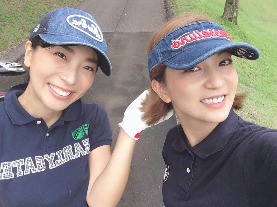安藤あいかのインスタグラム：「KONANと久しぶりのゴルフ！楽しかった🏌️‍♀️！！ KONANの髪が外はねになる現象を可愛いと思う😍  #golf #golf⛳️」