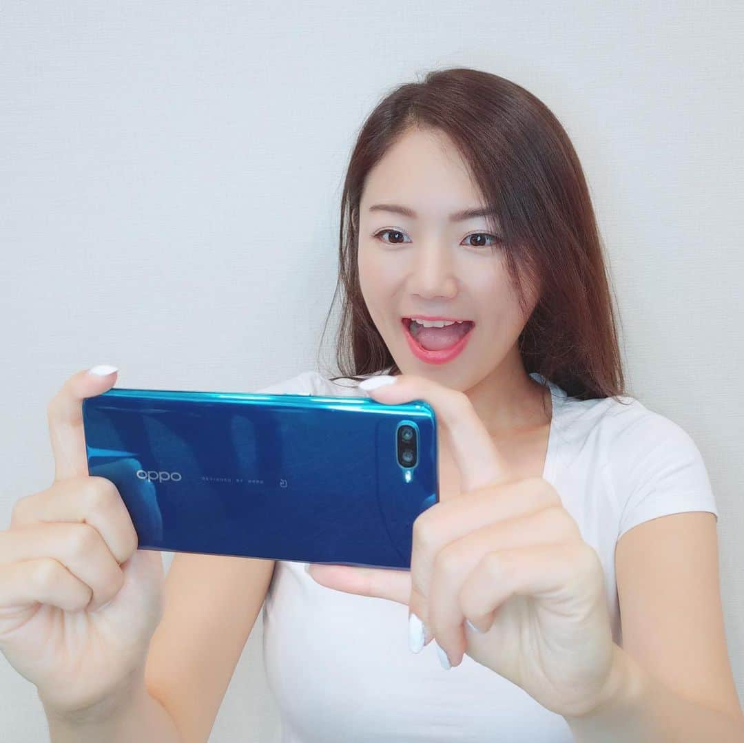 Ayanoさんのインスタグラム写真 - (AyanoInstagram)「OPPO Reno A📱✨ . 日本独自オリジナル仕様のOPPO最新スマホ「OPPO Reno A」を取材しました！元HKT48の指原莉乃さん @345insta がイメージキャラクターのTV CMも放映されます✨名前が同じ「リノ」ってオヤジギャグかな?🤣 . #RenoA #OPPO #OPPOリノ #オッポジャパン #いろいろと余裕のスマホ  #スマホ #スマートフォン #カメラフォン #リノ #リノエー #新商品 #新発売」10月9日 10時05分 - ayanotdo