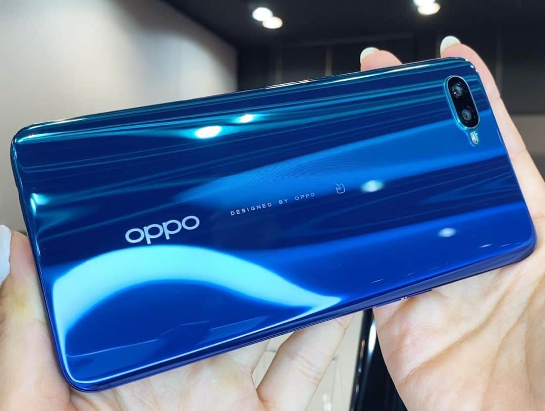 Ayanoさんのインスタグラム写真 - (AyanoInstagram)「OPPO Reno A📱 . さすがセルフィーエキスパートのOPPO👍 AIビューティーで相変わらずセルフィーも盛れる😆🤳✨ #OPPO #RenoA #OPPO #OPPOリノ #オッポジャパン #いろいろと余裕のスマホ  #スマホ #スマートフォン #カメラフォン #リノ #リノエー #CM #ニューアイテム #新商品 #新発売」10月9日 10時18分 - ayanotdo