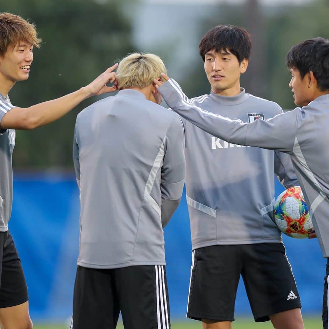 のインスタグラム：「W杯予選“ホーム開幕戦”に向け全員集合の森保J  #日本代表 #daihyo #samuraiblue #🇯🇵 #japan #森保ジャパン #jfa #soccer #football #サッカー  #⚽️ #gekisaka #ゲキサカ ©︎KaoruWATANABE」