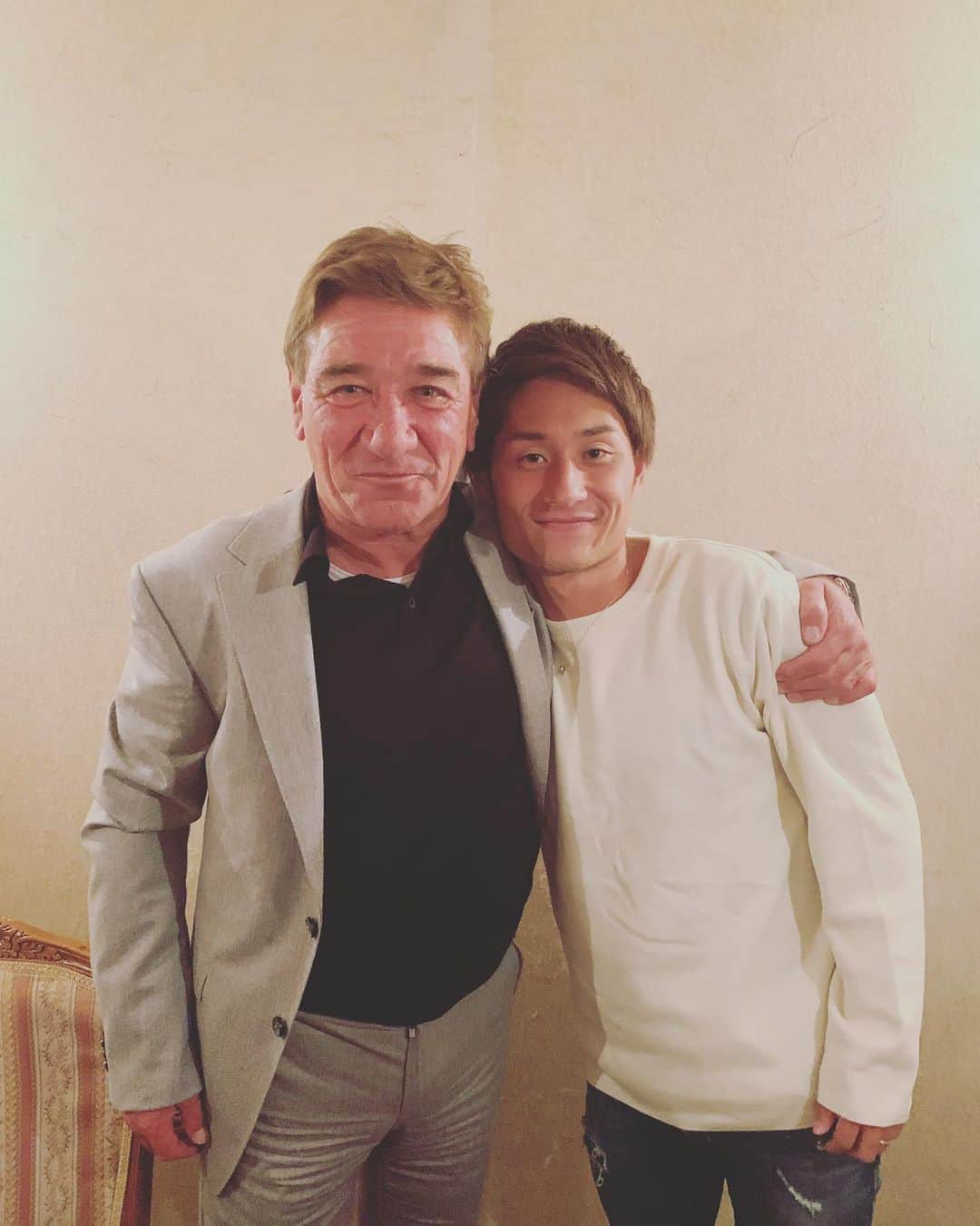 関根貴大さんのインスタグラム写真 - (関根貴大Instagram)「出会いに感謝。 濃い時間でした！！ Vielen Dank 🙏  #ミハイロペトロヴィッチ  #関根貴大  #in札幌」10月9日 12時37分 - sekine_takahiro.official