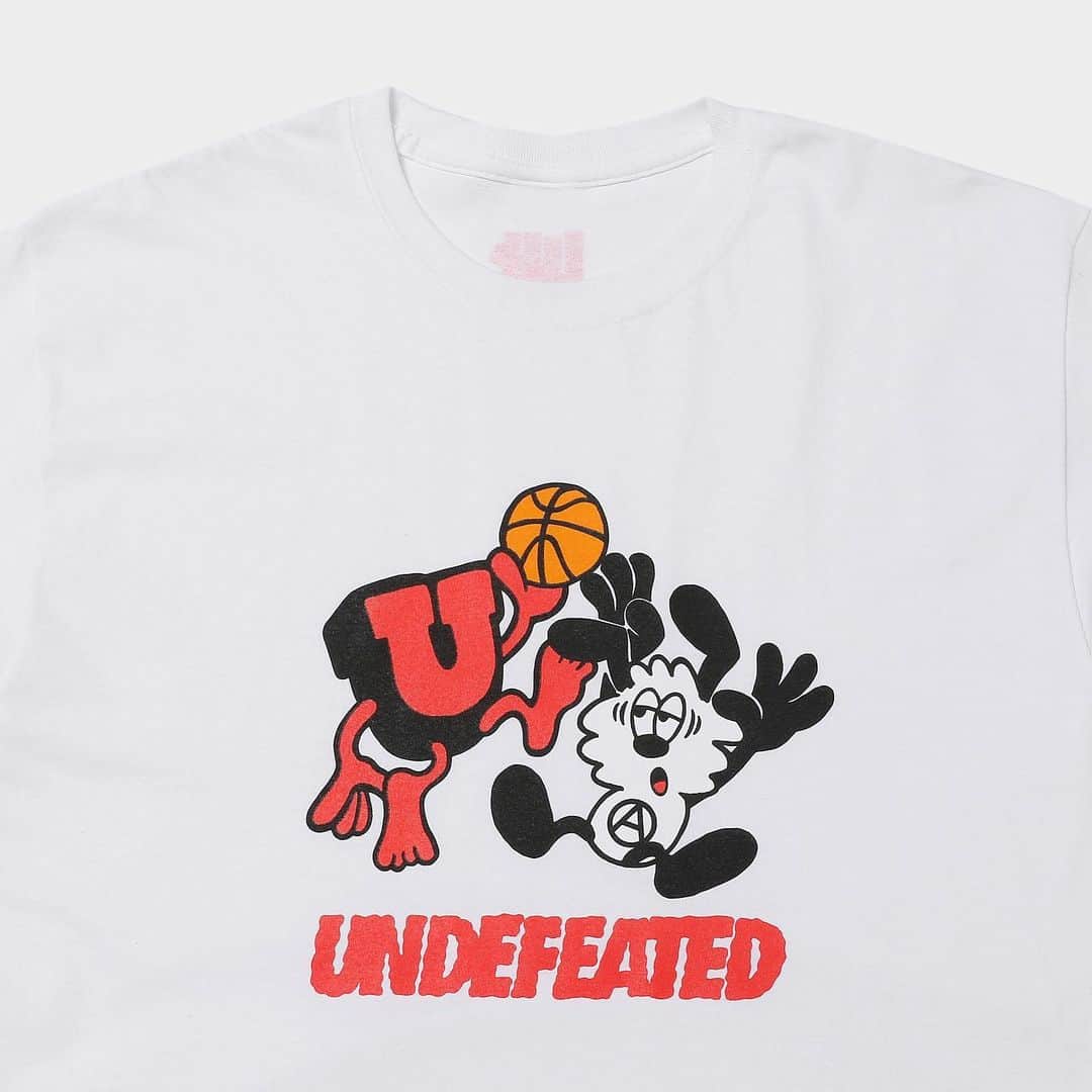 UNDFTDさんのインスタグラム写真 - (UNDFTDInstagram)「In celebration of @verdyharajukuday, the UNDEFEATED x @verdy capsule collection will release exclusively Sunday 10/13 at Undefeated Meiji Dori and Verdy Harajuku Day」10月10日 1時01分 - undefeatedinc