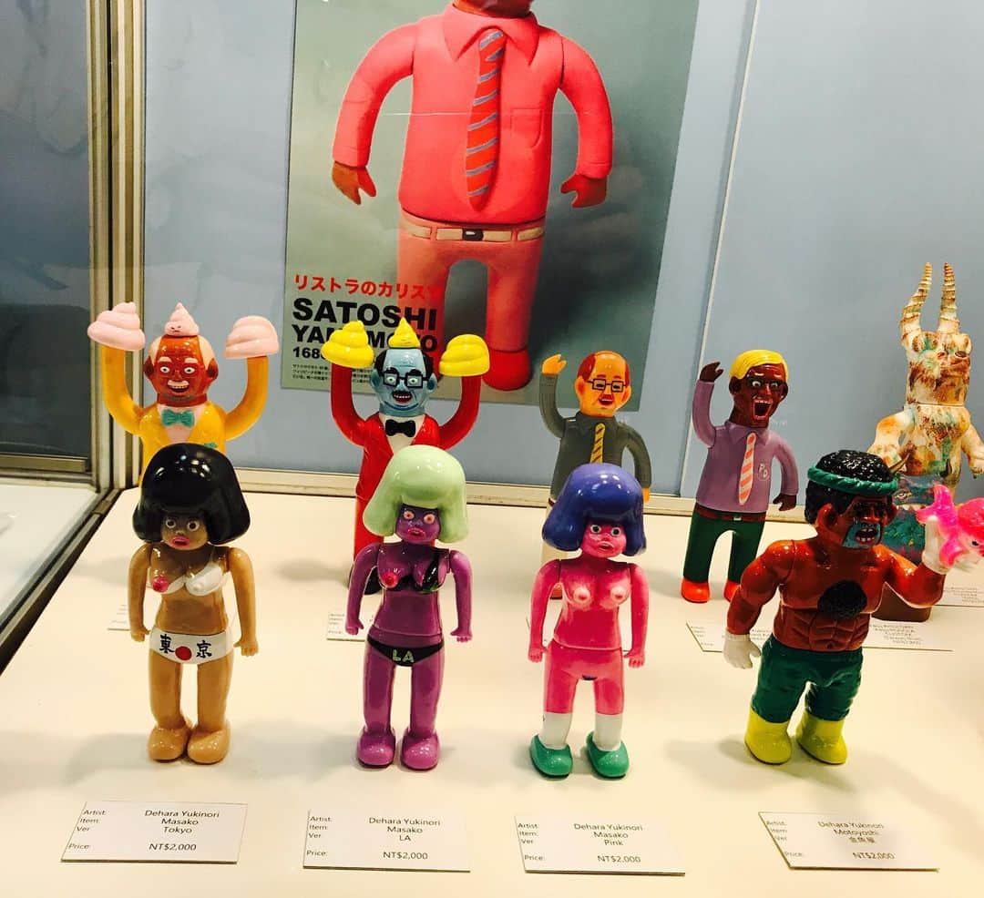 デハラユキノリのインスタグラム：「TTF day 1st 10/10 we sell these items. 10:00am〜6:00pm booth A20(Paradise) #dehara  #satoshiyamamoto  #punkdrunkers  #nyotaimasako  #motoyoshinabura」
