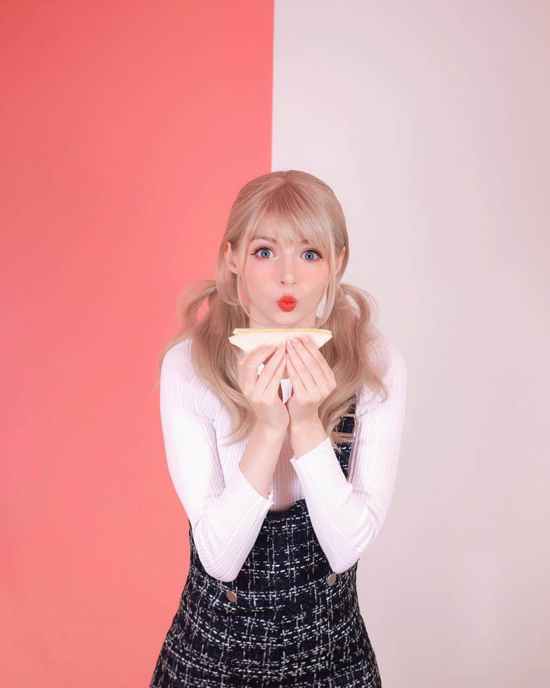 ソフィーさんのインスタグラム写真 - (ソフィーInstagram)「Hungry?」10月9日 18時09分 - peachmilky_