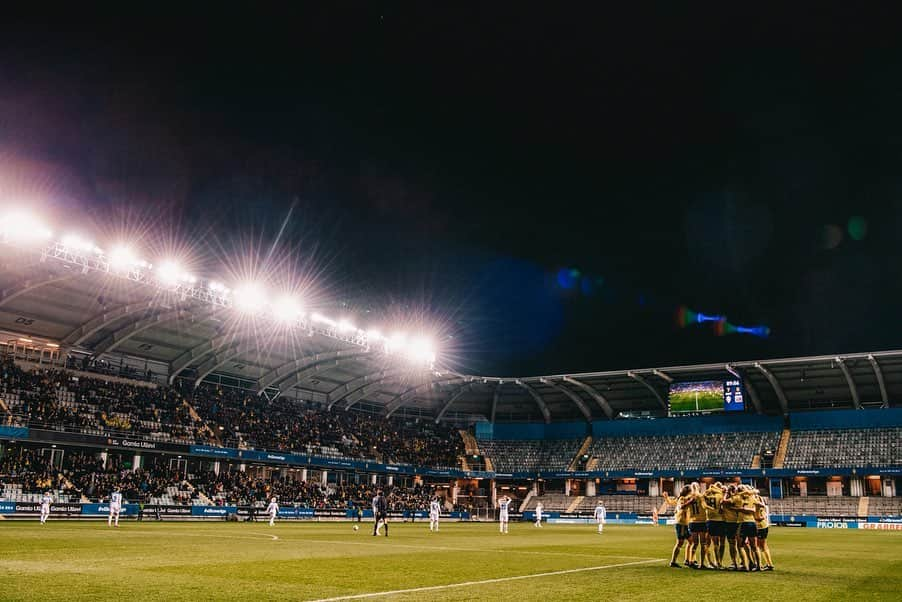 ソフィア・ヤコブソンさんのインスタグラム写真 - (ソフィア・ヤコブソンInstagram)「Ending this camp with a 7-0 win! Thank you Gothenburg for the amazing support and also thanks to all of you who came yesterday! 🇸🇪🎉 #roadtoengland2021」10月9日 18時38分 - sofiajakobsson