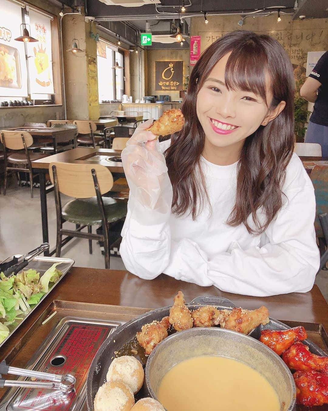 磯佳奈江さんのインスタグラム写真 - (磯佳奈江Instagram)「#UFOチキンフォンデュ 🍗🧀﻿ 美味しかった〜☺︎﻿ ﻿#新大久保 #新大久保グルメ #カマロチキン」10月9日 19時20分 - isochan89