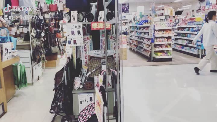 どば師匠のインスタグラム：「キャー  #レイクレ #どば師匠 #どば #lazyliecrazy #youtube #youtuber #ユーチューブ #ユーチューバー #インスタ映え #映え #赤髪 #赤 #韓流 #韓流スター #塩顔 #塩顔男子 #instagram #instalike #instagood #ふぉろーみー #フォロー募集 #jk」
