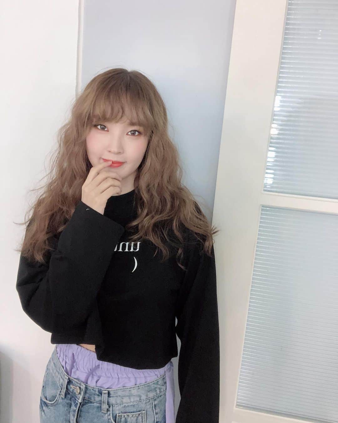 チョン・ジユンのインスタグラム：「요롱게 있었넴😆」