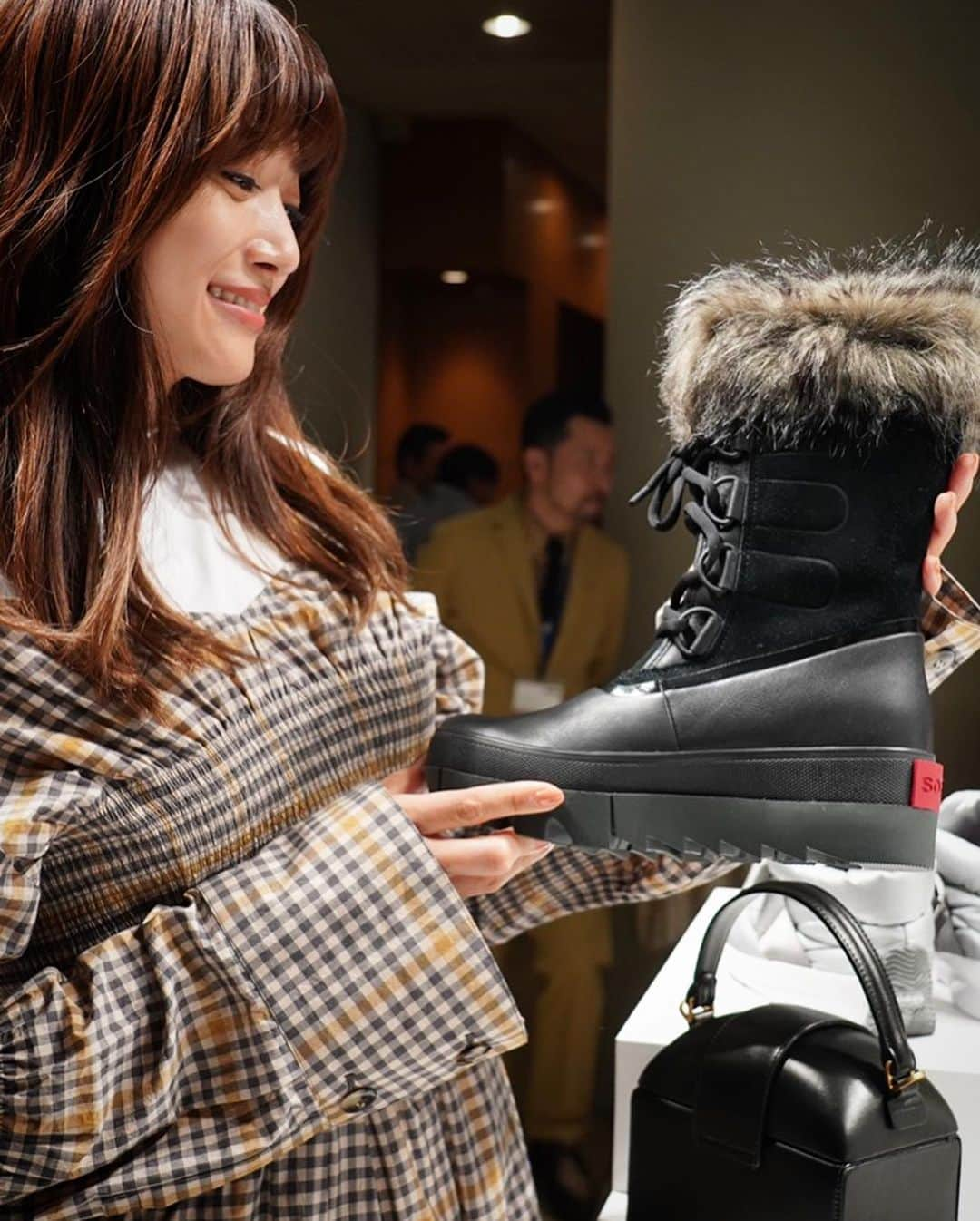 ヨンアさんのインスタグラム写真 - (ヨンアInstagram)「今日はSOREL2019FWのコレクションに行ってきました！ スタイリッシュで暖かくて この冬はSORELのブーツが大活躍しそうです!  #theChange_sorel」10月9日 20時38分 - youn1029