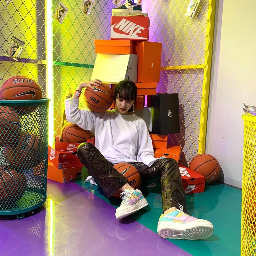 竹内ほのかさんのインスタグラム写真 - (竹内ほのかInstagram)「NIKEの撮影！たのしかった バスケやりたいーーーー🏀 #airforce1shadow」10月9日 21時10分 - pochandaa