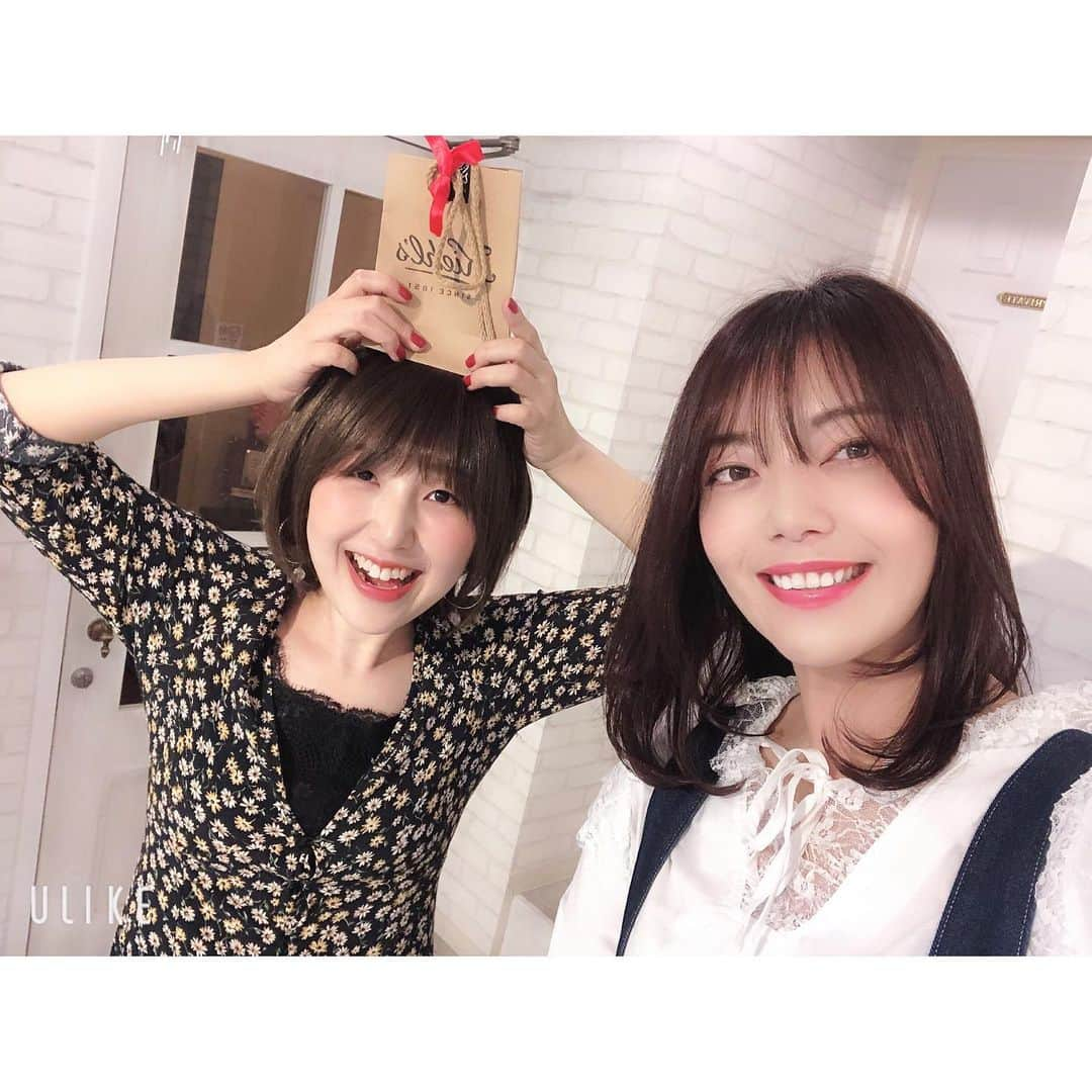 今村仁美さんのインスタグラム写真 - (今村仁美Instagram)「お久しぶりに前髪作ってきました♡ カラーは、秋なので亀ちゃんスペシャル #ビターアーモンドチョコレート カラーに🍫 亀ちゃん今日もありがとう💕 そして、お誕生日おめでとう！🍫👶🏻🎂 スワイプしてね>>>> . . . #newhair #newcolor #chocolate#color#beauty#thankyou#happybirthday#loveyou」10月9日 21時55分 - imamura_hi