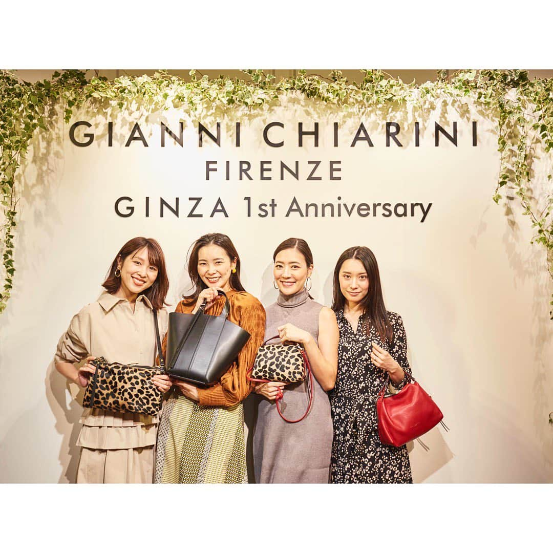 中田奈沙さんのインスタグラム写真 - (中田奈沙Instagram)「GIANNI CHIARINI GINZA 1st Anniversary party🍸✨ @giannichiarini_jp #ジャンニキアリーニ 銀座店の 1周年記念パーティーへ皆で❤️ * * #giannichiarini #bag #2019aw #me #model #friends #sisters #ginza #tokyo #1stanniversary #reception #party #fashion #ootd #coordinate #outfit #instafashion #バッグ #ファッション #モデル #永瀬かおる #成田沙季 #中田奈沙 #中田有紀 #中田姉妹 #中田シスターズ #パーティー #1周年」10月9日 22時30分 - nasa_nakada