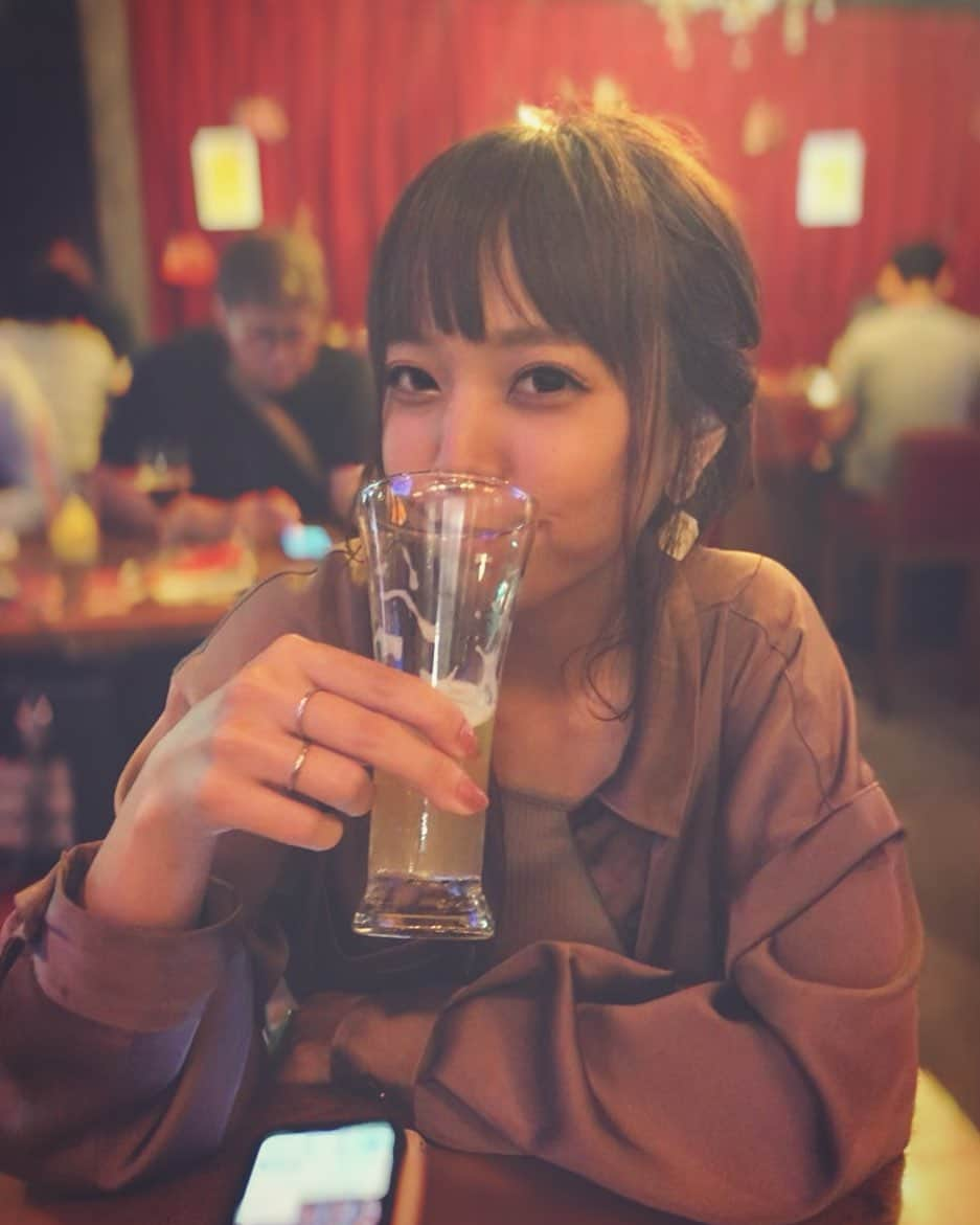 弘松芹香のインスタグラム：「ビール！！！！🍻 . . #ビール #ホワイトビール #クラフトビール #ビアスタグラム #バル #ハッピーアワー #最高 #beer #whitebeer #craftbeer #beerstagram #happyour #bar #roppongi #wcloset #mystic #happy #instagood #instalike」