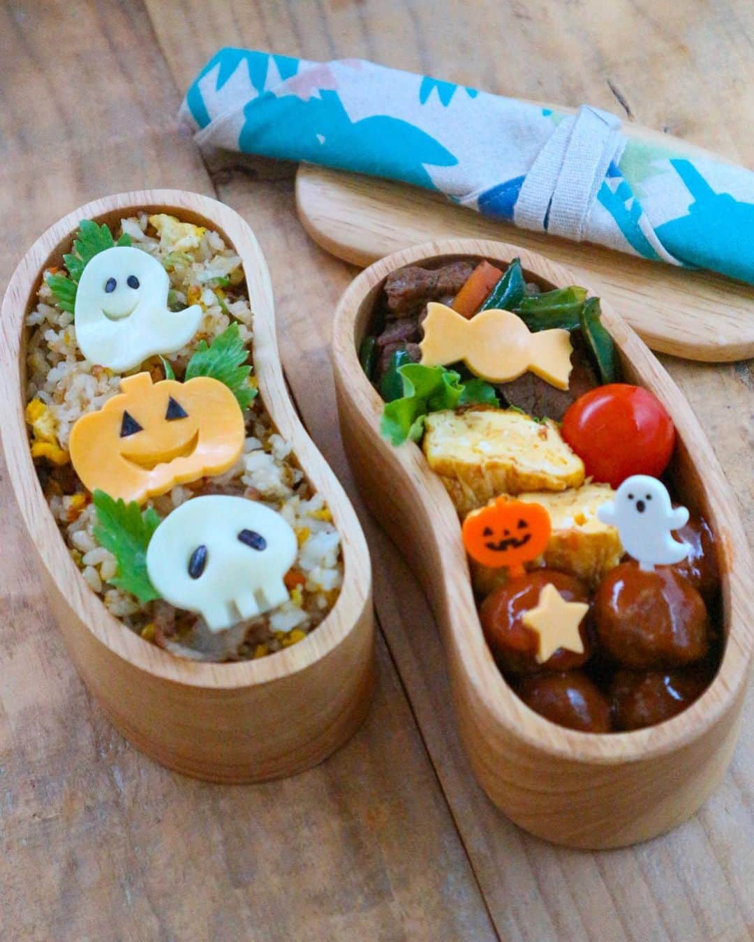ｒｉｉさんのインスタグラム写真 - (ｒｉｉInstagram)「𓃰 . 娘っちハロウィン弁当🎃 . . . ハロウィン型にくり抜いただけのチーズを乗せたり 卵焼きをくり抜いたりと… 簡単に作れるハロウィン弁当を作りました . . . まだまだダイエット中の娘なので この小さめのお弁当箱がちょうど良いみたい 最近は毎日コレを使ってます . . . . 昨夜はSoftBank優勝🏆 福岡人なのでもちろんSoftBankファンです （特にギータ） みやぞんとこれから優勝セールに行ってきます🥇 . . . 昔から使ってる愛用のくり抜き型のお弁当箱は楽天roomに書いておきます ダイエット中の方へオススメ （ @yur_rii ←プロフィールから飛べます） #Halloween#ハロウィン#Halloweenfood#ハロウィンごはん#ハロウィン弁当#ジャックオランタン#楽天roomに載せてます#roomインフルエンサー#わっぱ#わっぱ弁当#可愛いお弁当作りたい部#お弁当の詰め方 #デコ弁#キャラ弁#デコごはん#キャラごはん#kyarafood#kyaraben#decofood#jackolantern#女子高生弁当」10月24日 11時52分 - yur_rii
