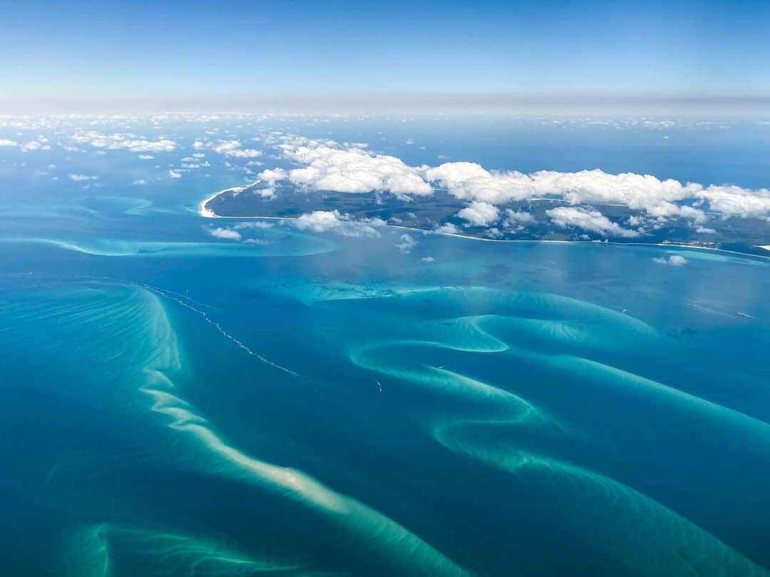 のインスタグラム：「Mother Earth sends us this sometimes to remind us just how lucky we all are to call her home. 🇦🇺🌏」