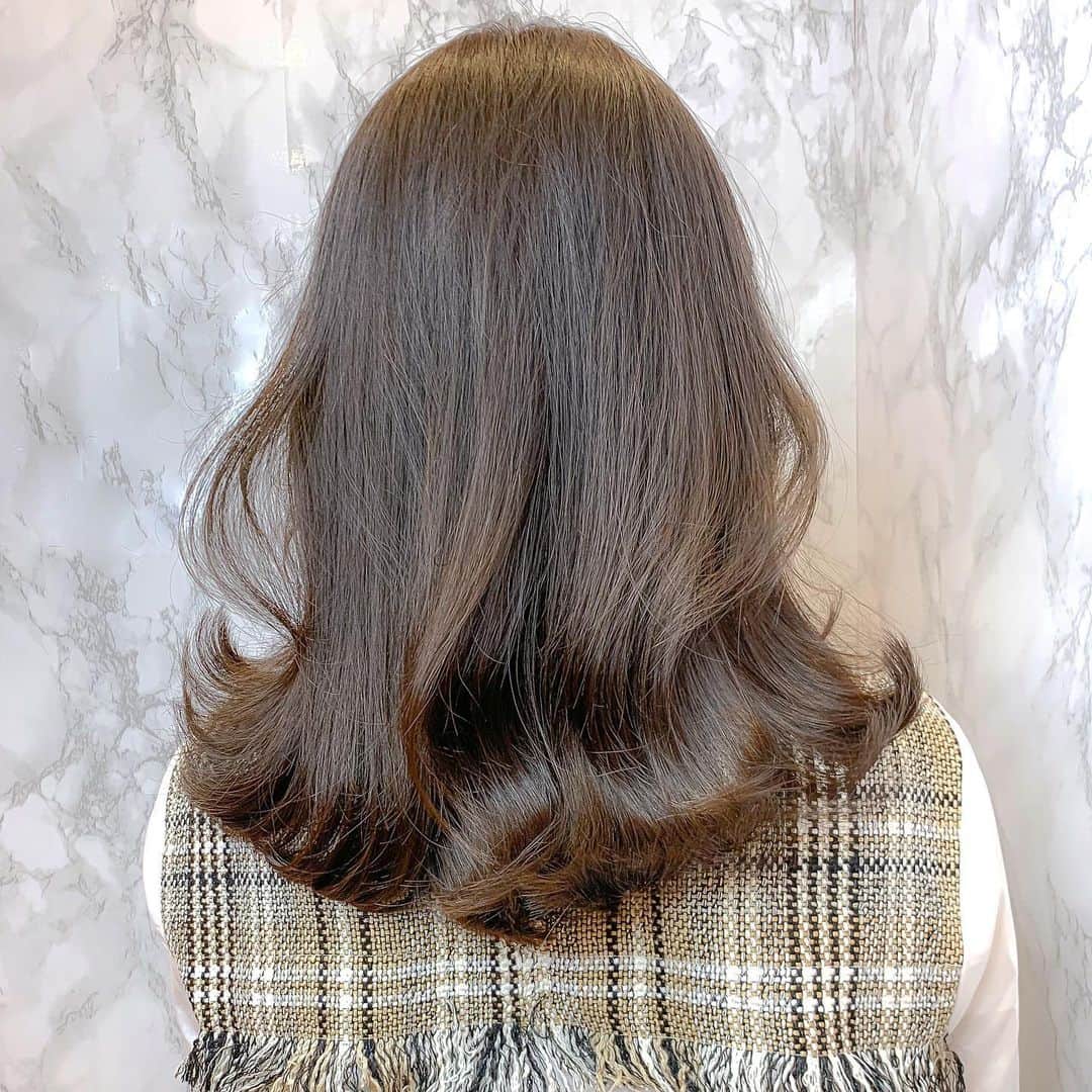 原涼香のインスタグラム：「Crystal ash beige 💎💎 透明感たっぷりオルチャンカラー❤︎ ㅤㅤㅤㅤㅤㅤㅤㅤㅤㅤㅤㅤㅤ」