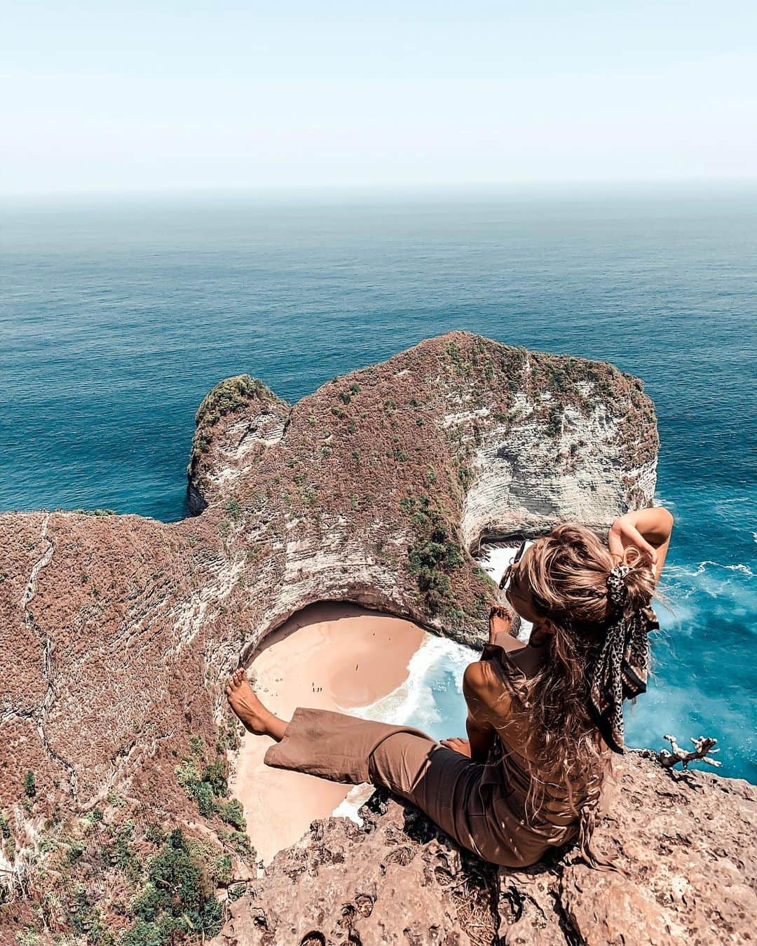 RUI ONUMAさんのインスタグラム写真 - (RUI ONUMAInstagram)「ㅤㅤㅤㅤㅤㅤㅤㅤㅤㅤㅤㅤㅤ Nusa Penida🦖🏝 ㅤㅤㅤㅤㅤㅤㅤㅤㅤㅤㅤㅤㅤ 今日の20時ごろYouTubeアップ するよん🧡 いつも使ってるカメラ紹介動画！ ㅤㅤㅤㅤㅤㅤㅤㅤㅤㅤㅤㅤㅤ ㅤㅤㅤㅤㅤㅤㅤㅤㅤㅤㅤㅤㅤ ㅤㅤㅤㅤㅤㅤㅤㅤㅤㅤㅤㅤㅤ ――――――――――――― ㅤㅤㅤㅤㅤㅤㅤㅤㅤㅤㅤㅤㅤ 🗺 #バリ #bali  ㅤㅤㅤㅤㅤㅤㅤㅤㅤㅤㅤㅤㅤ 📍#ペニダ島 #nusapenida  #penida ㅤㅤㅤㅤㅤㅤㅤㅤㅤㅤㅤㅤㅤ ――――――――――――― ㅤㅤㅤㅤㅤㅤㅤㅤㅤㅤㅤㅤㅤ #おーぬまんbali旅」10月24日 14時32分 - onumaaan