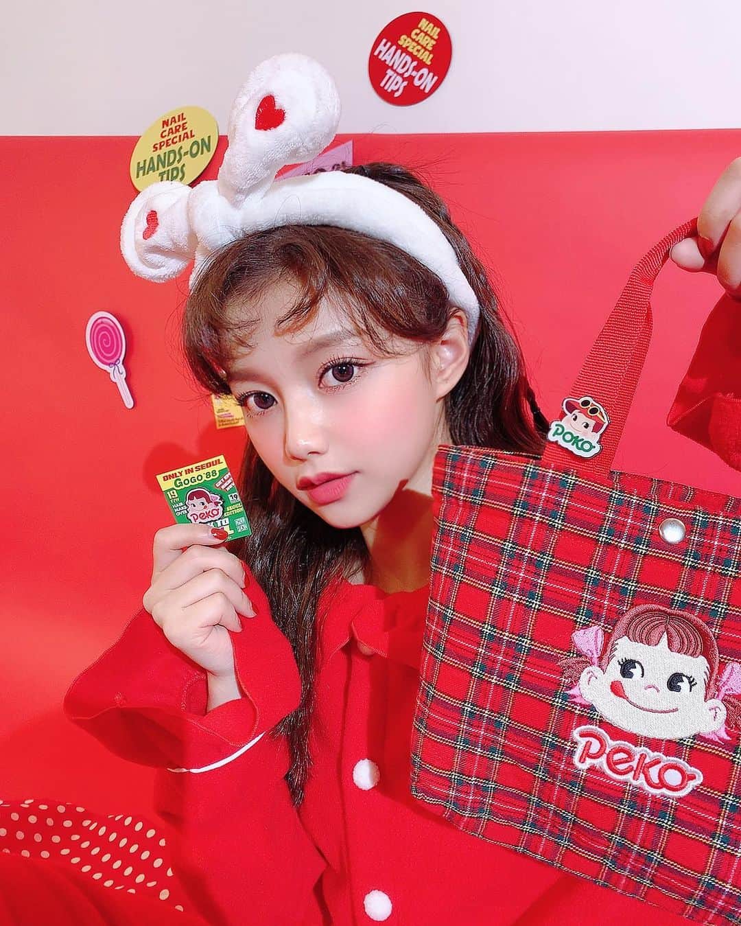 Chuuのインスタグラム：「peko X chuu GoGo88 ⓒ2019 FUJIYA👭✨#chuuseoul」