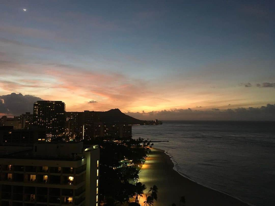 松浦孝亮さんのインスタグラム写真 - (松浦孝亮Instagram)「ハワイでこの景色が1番好き #lovehawaii  #bestviewofhawaii  #diamondhead  #waikiki」10月24日 20時49分 - ko_matsuura