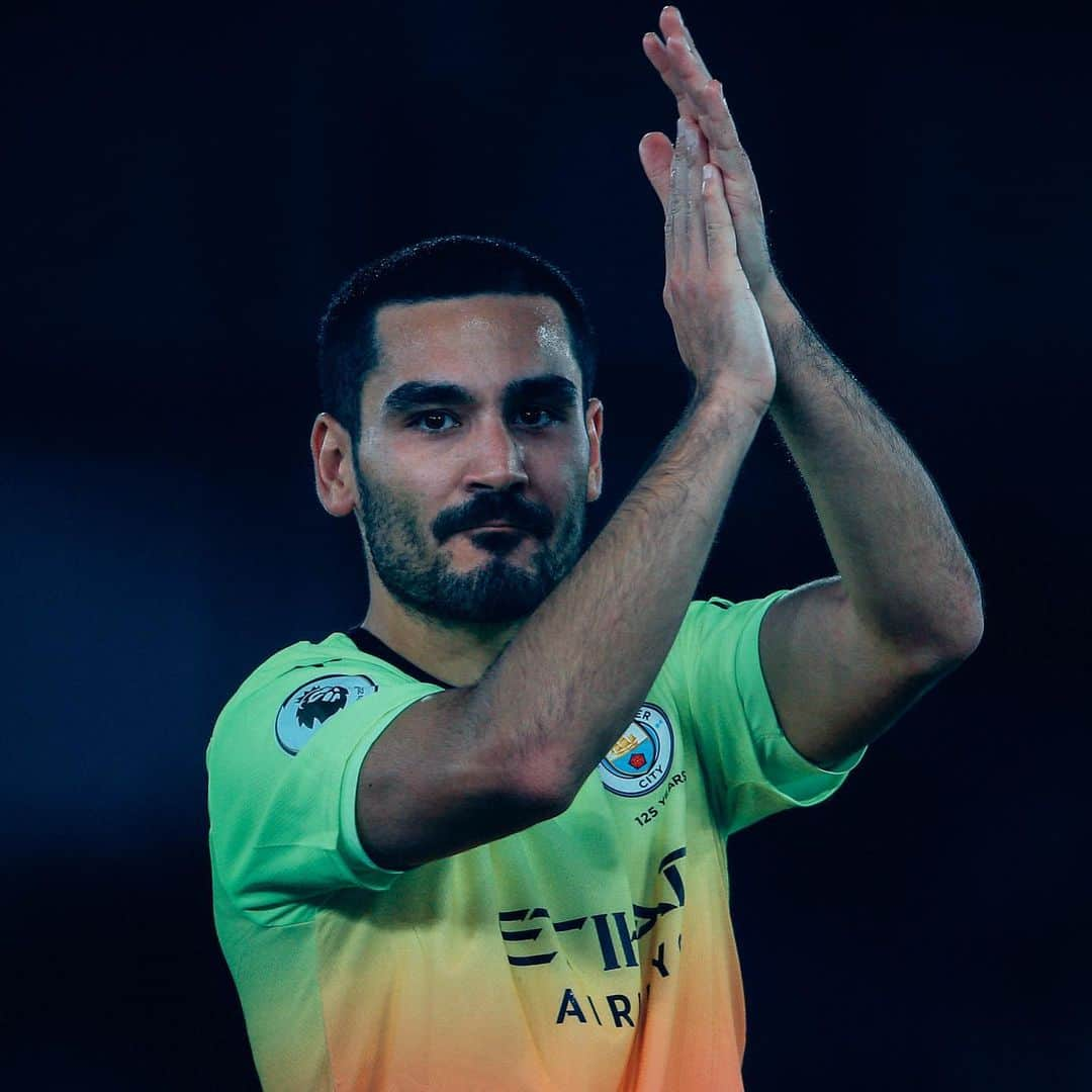 マンチェスター・シティFCさんのインスタグラム写真 - (マンチェスター・シティFCInstagram)「Happy Birthday to you, Happy Birthday to you, Happy Birthday dear @ilkayguendogan, Happy Birthday to you! 🥳⠀ ⠀ #ManCity」10月24日 17時22分 - mancity