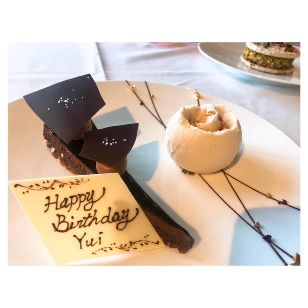 山田優依のグルメインスタ