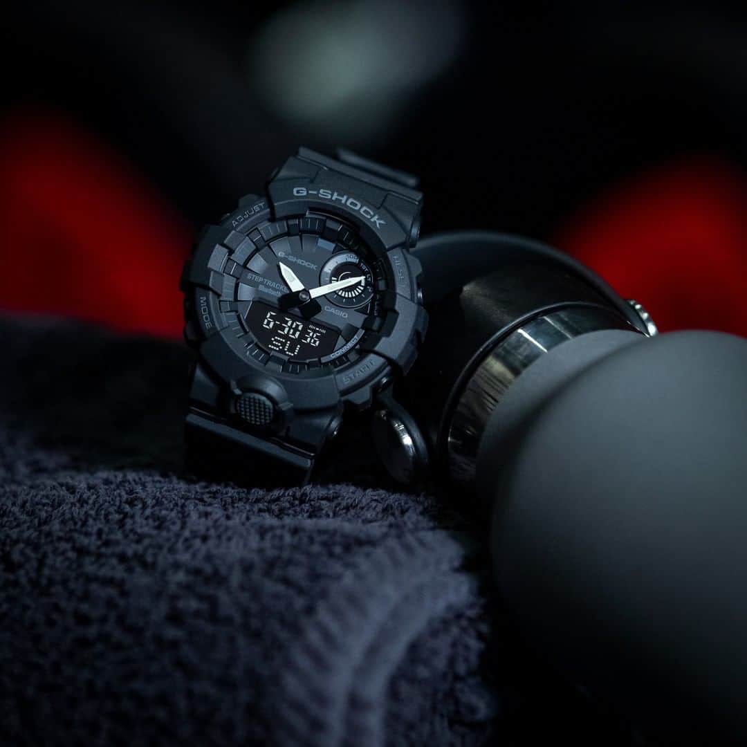 G-SHOCKさんのインスタグラム写真 - (G-SHOCKInstagram)「G-SQUAD  暗所などでのワークアウトにも役立つオートダブルLEDライトを搭載するなど、実用性も備えたGBA-800-1AJF。アプリ連携による自動時刻修正など、時計本来の価値も追求しています。  GBA-800-1AJF is equipped with practical functions such as an Auto Double LED Light to facilitate workouts in areas where lighting is dim, and  app-based auto time setting correction for more efficient timekeeping.  GBA-800-1AJF  #g_shock #g_squad #gba800 #athleisure #gshockconnected #watchoftheday」10月24日 18時30分 - gshock_jp