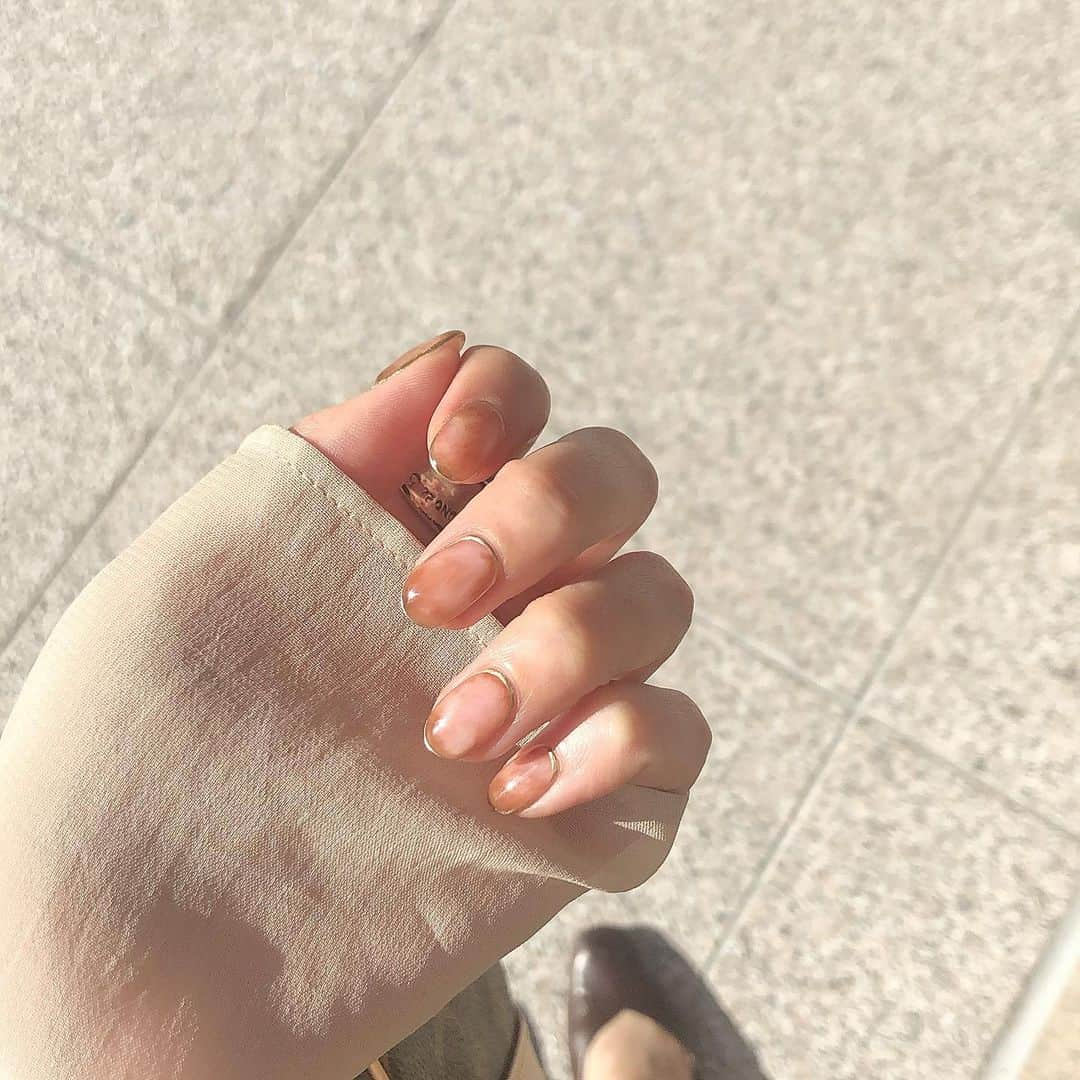 ムサシさんのインスタグラム写真 - (ムサシInstagram)「. 久しぶりに new nail 𓂃 シンプルでお気に入り☀️ #nuancenail #newnail」10月10日 11時07分 - ___musashi.___