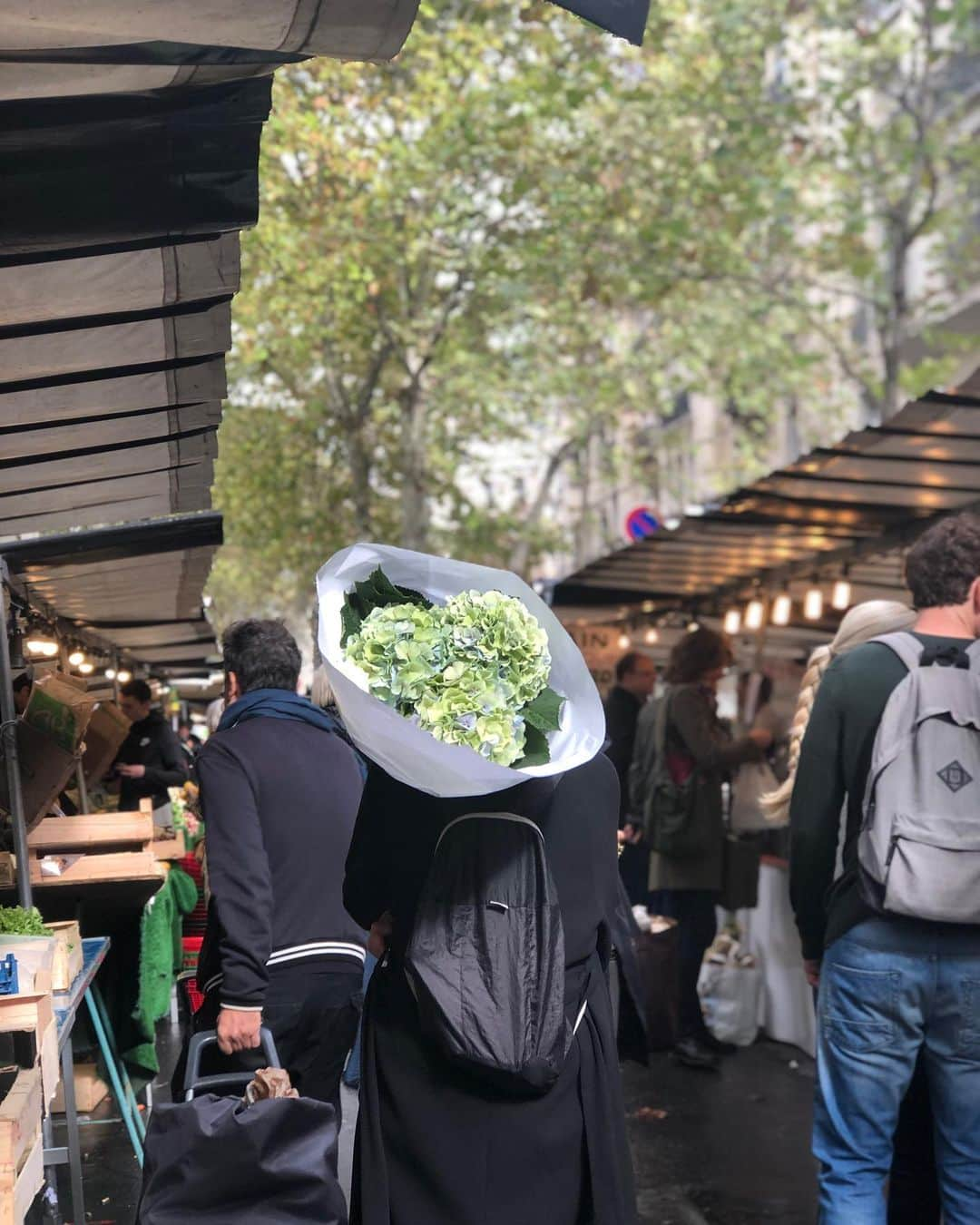 美舟さんのインスタグラム写真 - (美舟Instagram)「paris のmarchéは大好き💕 テンション上がる😊  #marché #paris」10月10日 2時50分 - mifune2014