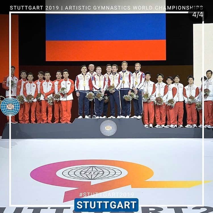 萱和磨のインスタグラム：「団体決勝銅メダルでした🥉 6種目やり切ったはずなのに悔しいです。 負けるのはやっぱり嫌いなので、今日の悔しさを忘れません！ 日本が頑張れたのも応援のおかげです😊 引き続き個人総合、種目別と頑張ります❗️ #世界体操 #ぶち上げシュツットガルト」