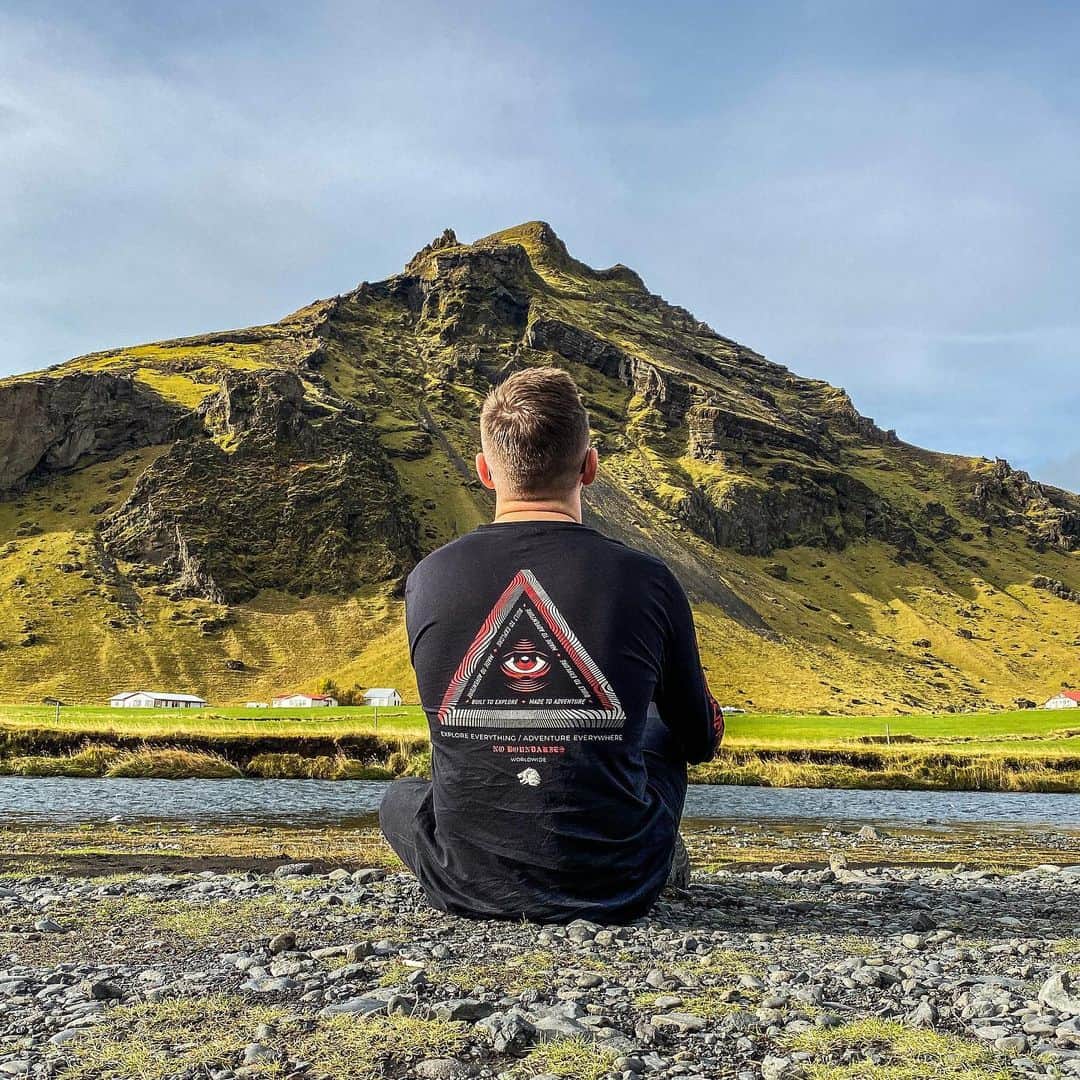 トム・キャセルのインスタグラム：「Eye think you’re Hill’arious 🤣」