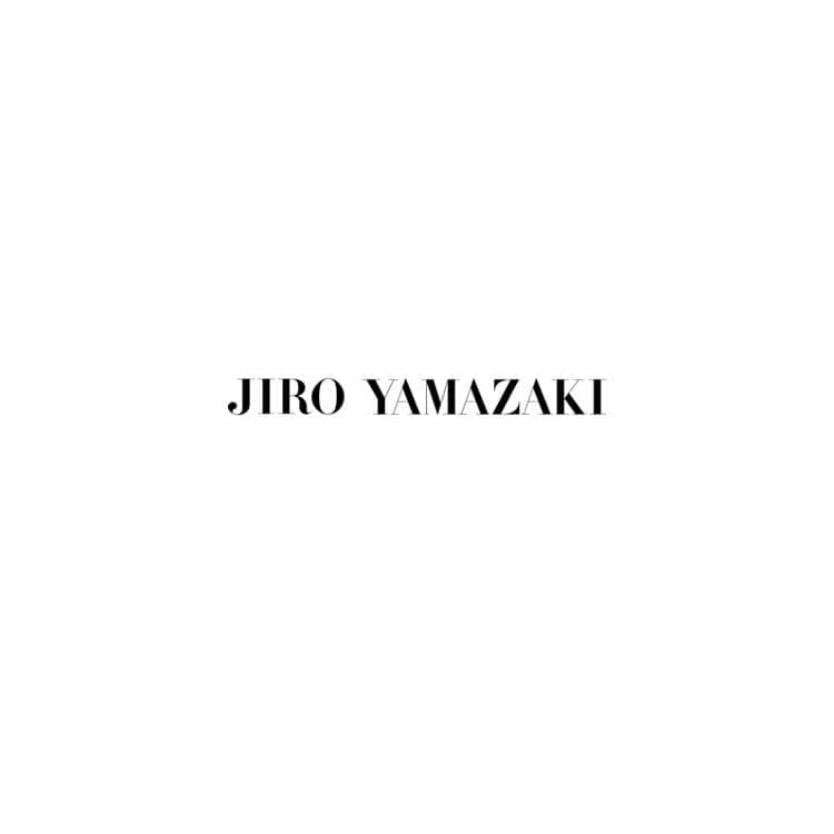 Barfout!さんのインスタグラム写真 - (Barfout!Instagram)「jiro yamazaki as autor, creator, movilist, weekend baseball player, founder of magazine “BARFOUT!” & “STEPPIN’ OUT!”. just start web.  http://jiroyamazaki.com  著述家、クリエイター、移動主義者、週末野球選手、『バァフアウト！』＆『ステッピンアウト！』創立者の #山崎二郎 のウェブが開設されました。（上野）  http://jiroyamazaki.com/  #author #creator #movilist #weekendbaseballplayer」10月10日 11時57分 - barfout_magazine_tokyo