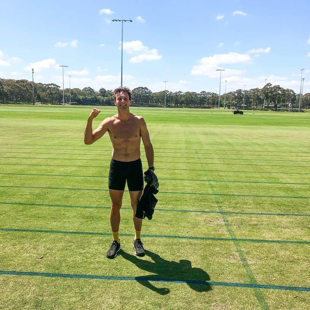 カーティス・マーシャルのインスタグラム：「Best grass track in Australia don’t @ me」
