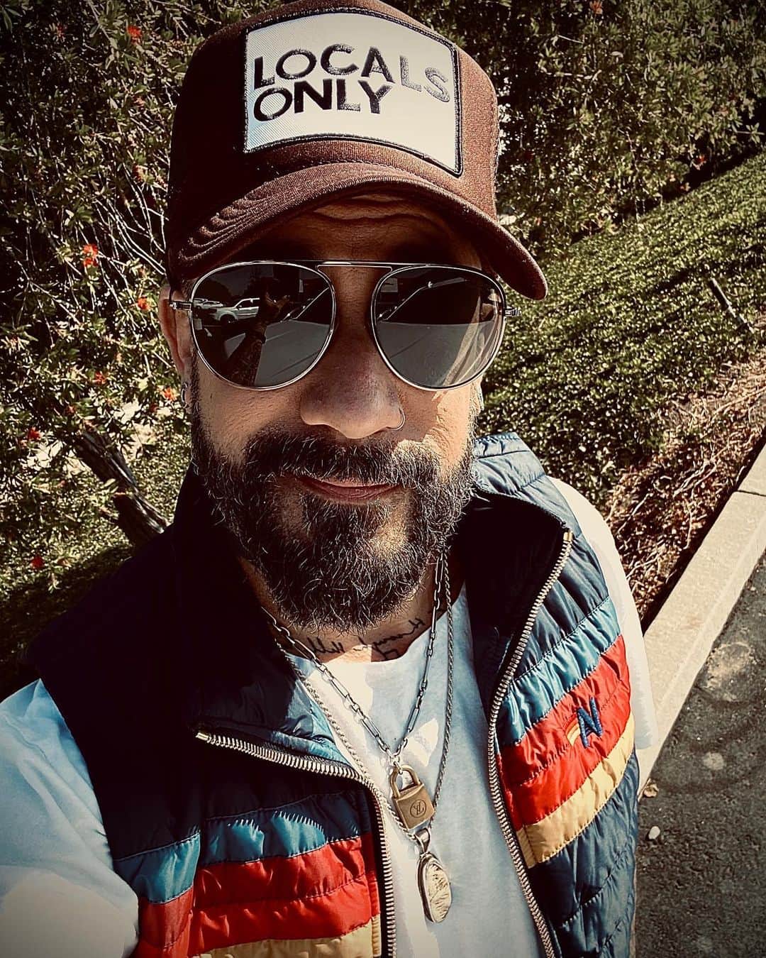 A.J.さんのインスタグラム写真 - (A.J.Instagram)「Thanks @deadskull for the sweet hook up on my new necklaces bro! #skullbrosforlife.」10月10日 8時22分 - aj_mclean