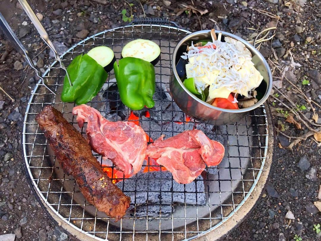 小越勇輝さんのインスタグラム写真 - (小越勇輝Instagram)「念願の。  #ogostagram  #goodmorning  #bbq  #今年もできた」10月10日 8時43分 - yuki_ogoe