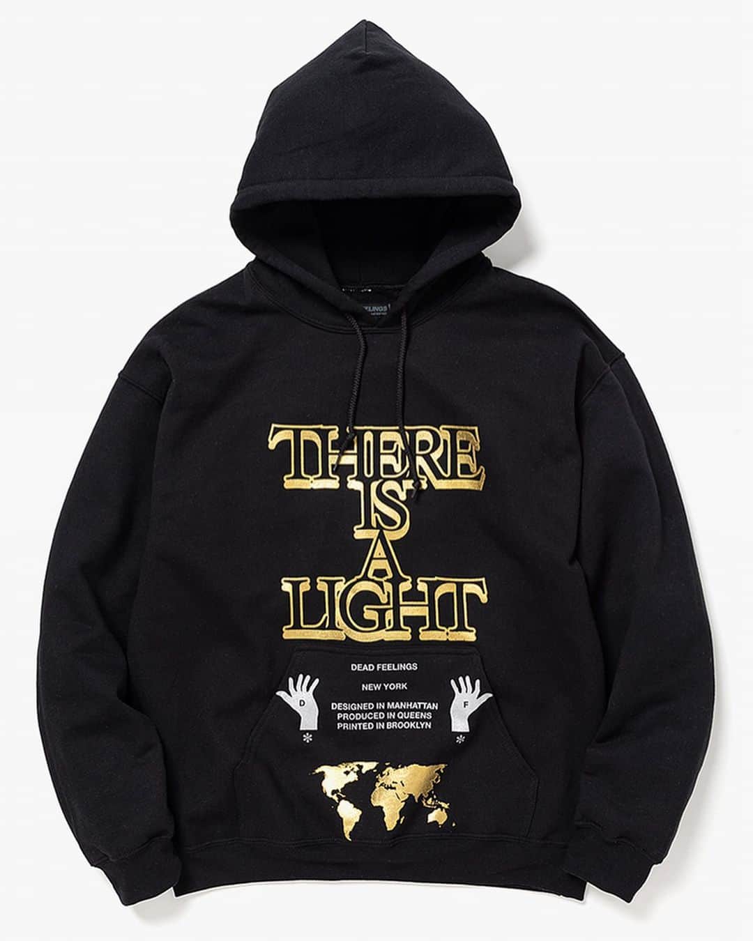 ケンゾーミナミのインスタグラム：「I am very late on these, but also for DEAD FEELINGS FW19, winter hoodie versions of these design “THERE IS A LIGHT” from previous season last year (SS19) has been at shops since August. This is black version. (Photos repost from @coverchord)  @nepenthes.official  @nepenthes_newyork  少し告知が遅くなりましたが、去年前シーズン19年春夏にTシャツを出した「THERE IS A LIGHT」の冬バージョンのHoodieもDEAD FEELINGS 19年秋冬用に8月から店頭に並んでおります。」