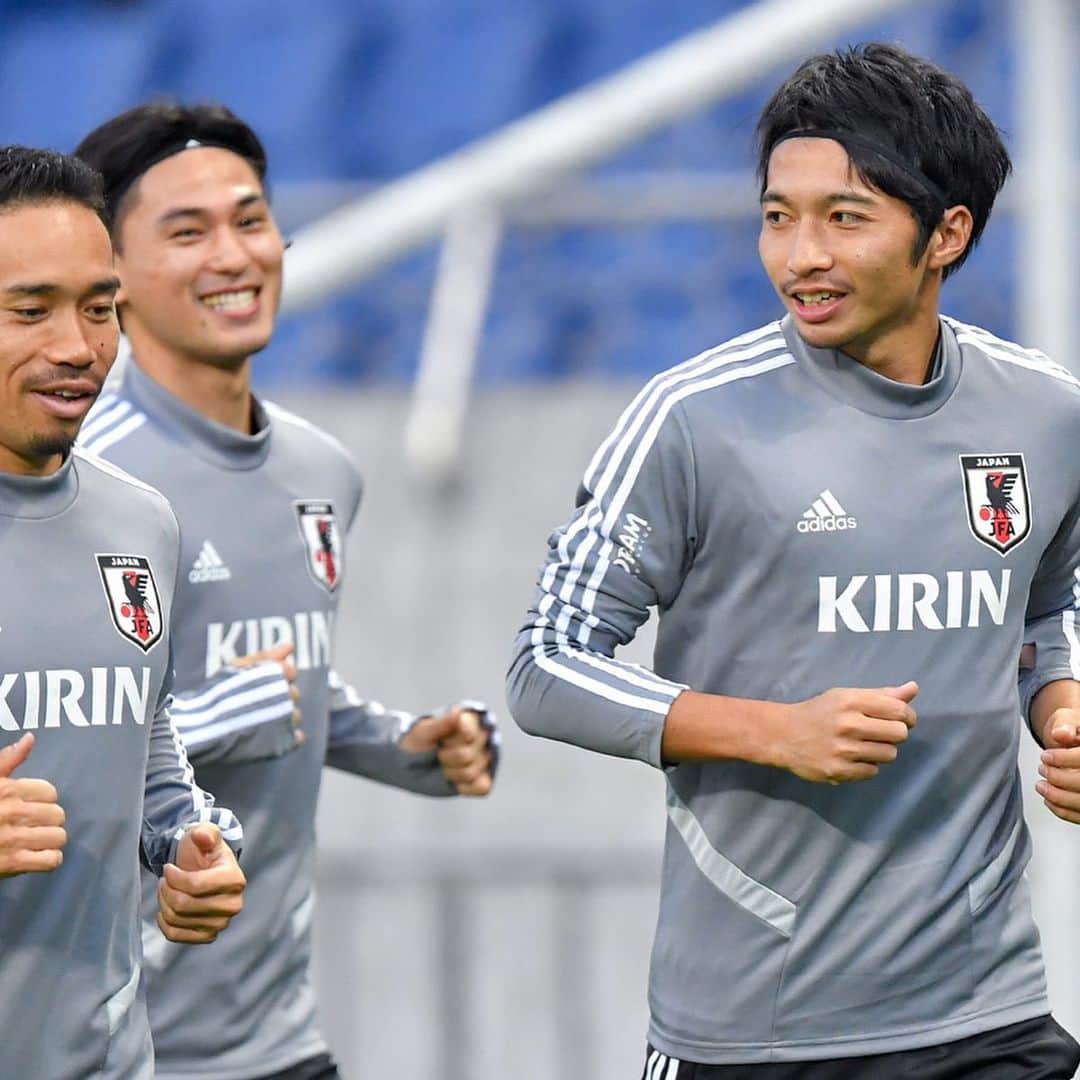 のインスタグラム：「いよいよW杯予選ホーム初戦! 森保J、モンゴル戦に向け前日調整  #日本代表 #daihyo #samuraiblue #🇯🇵 #japan #森保ジャパン #jfa #soccer #football #サッカー  #⚽️ #gekisaka #ゲキサカ ©︎KaoruWATANABE」