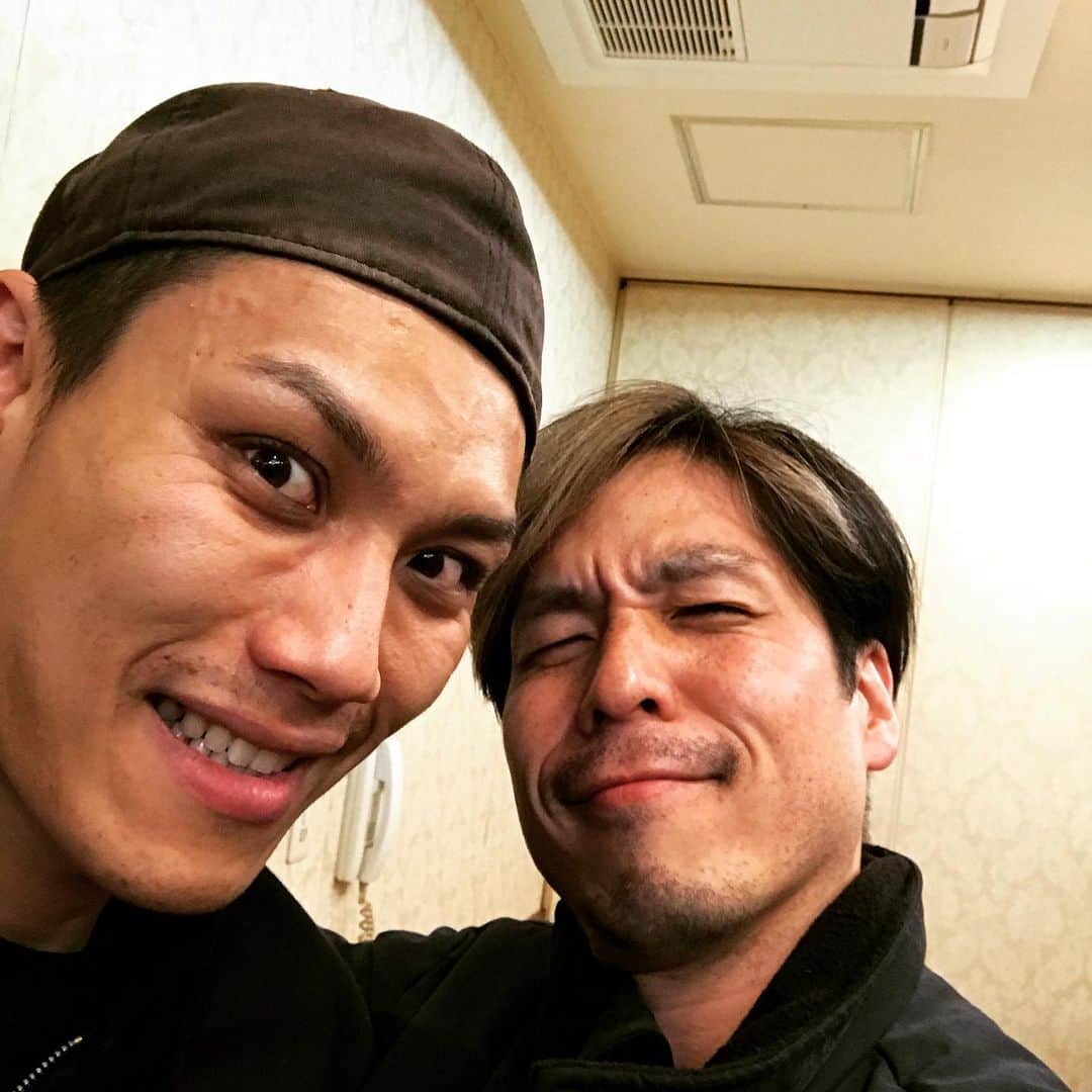 桜井誠さんのインスタグラム写真 - (桜井誠Instagram)「今日はドラムの日！！ 色々なドラマーに人生助けられてる🥁 かけがえのない仲間と出会わせてくれたドラムに感謝！！ #ドラムの日」10月10日 9時39分 - m_sakurai_da