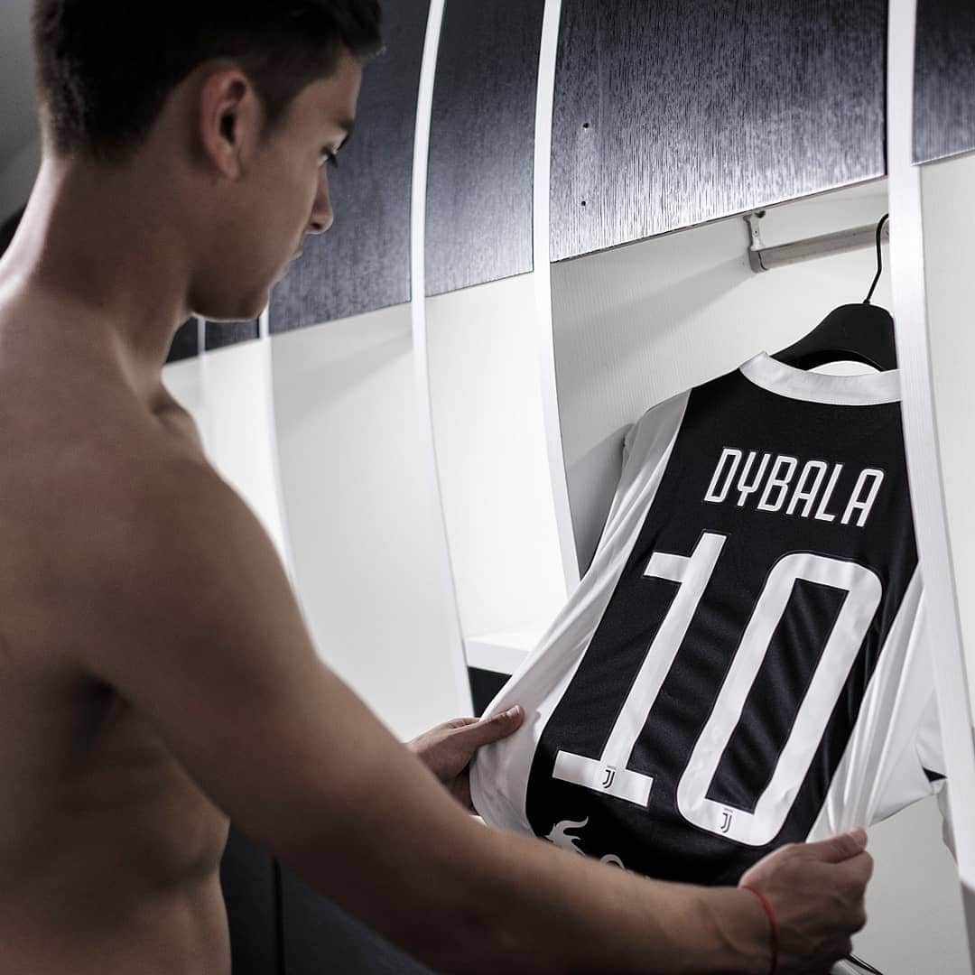 ユヴェントスFCさんのインスタグラム写真 - (ユヴェントスFCInstagram)「🗓 10/10  #FinoAllaFine #ForzaJuve」10月10日 19時52分 - juventus